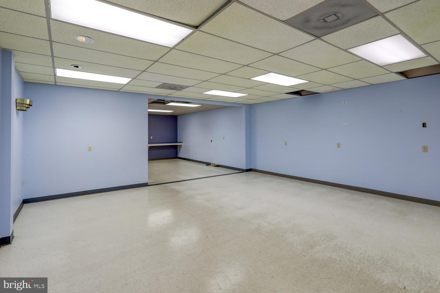 EAST HEMPFIELD TWP - Commercial Sale