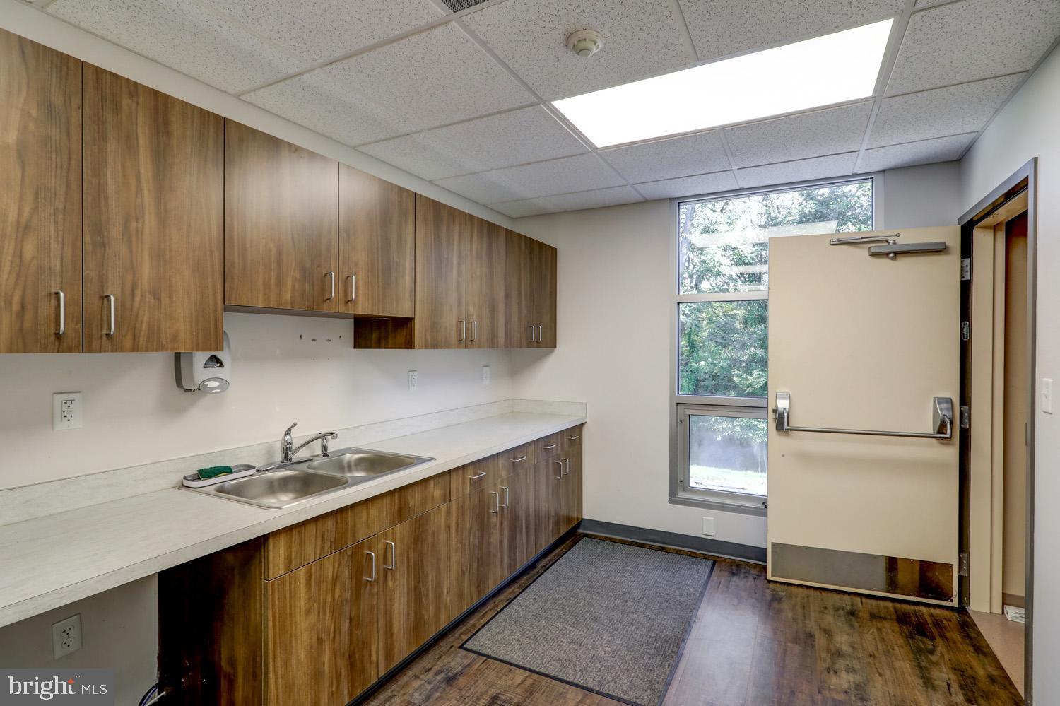 EAST HEMPFIELD TWP - Commercial Sale