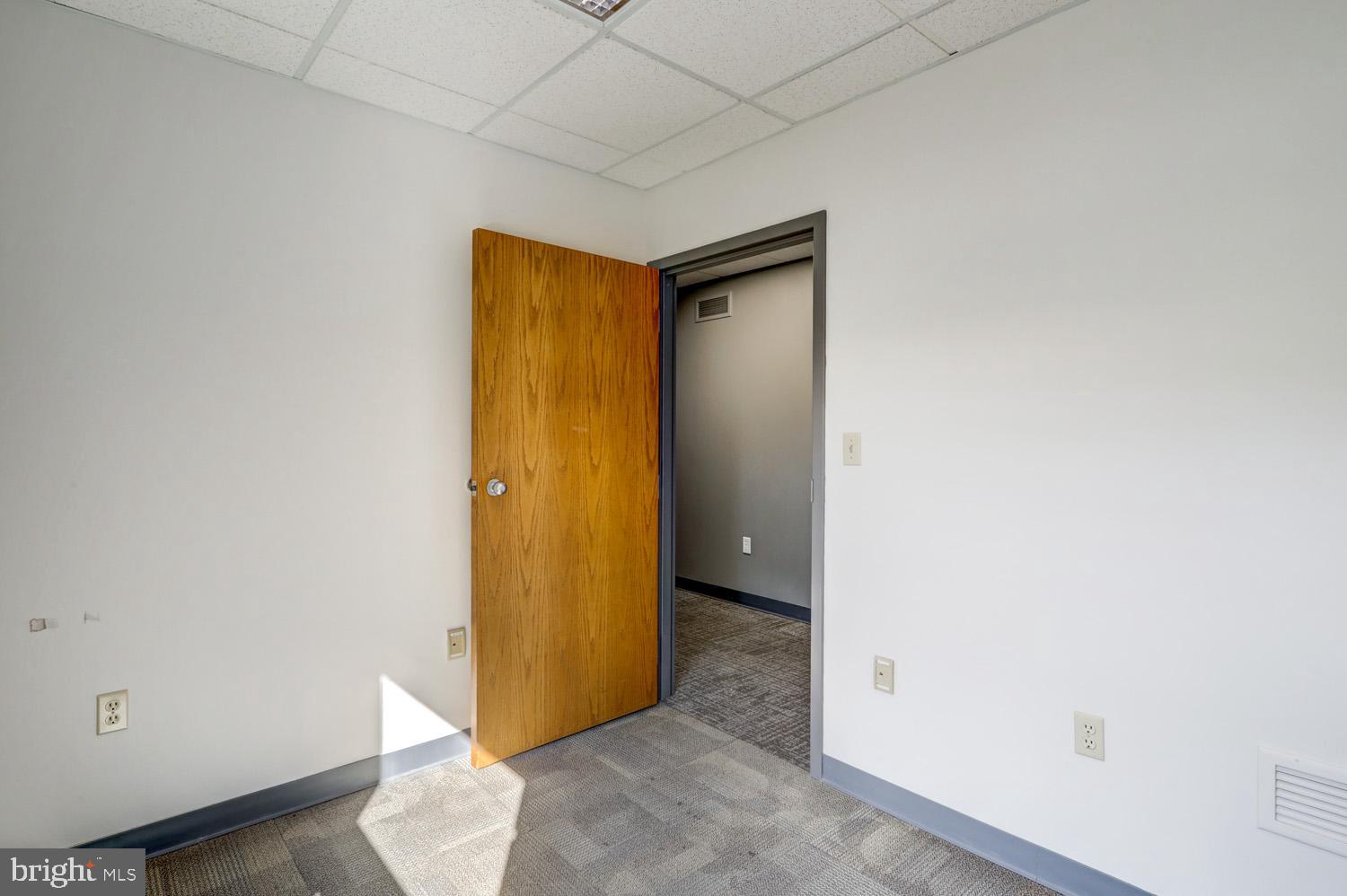 EAST HEMPFIELD TWP - Commercial Sale