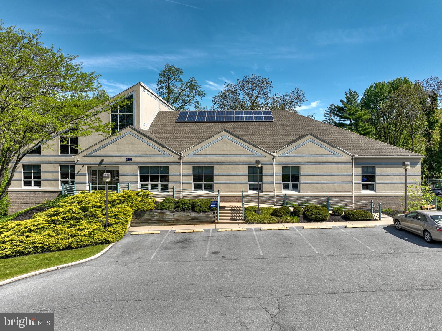 EAST HEMPFIELD TWP - Commercial Sale