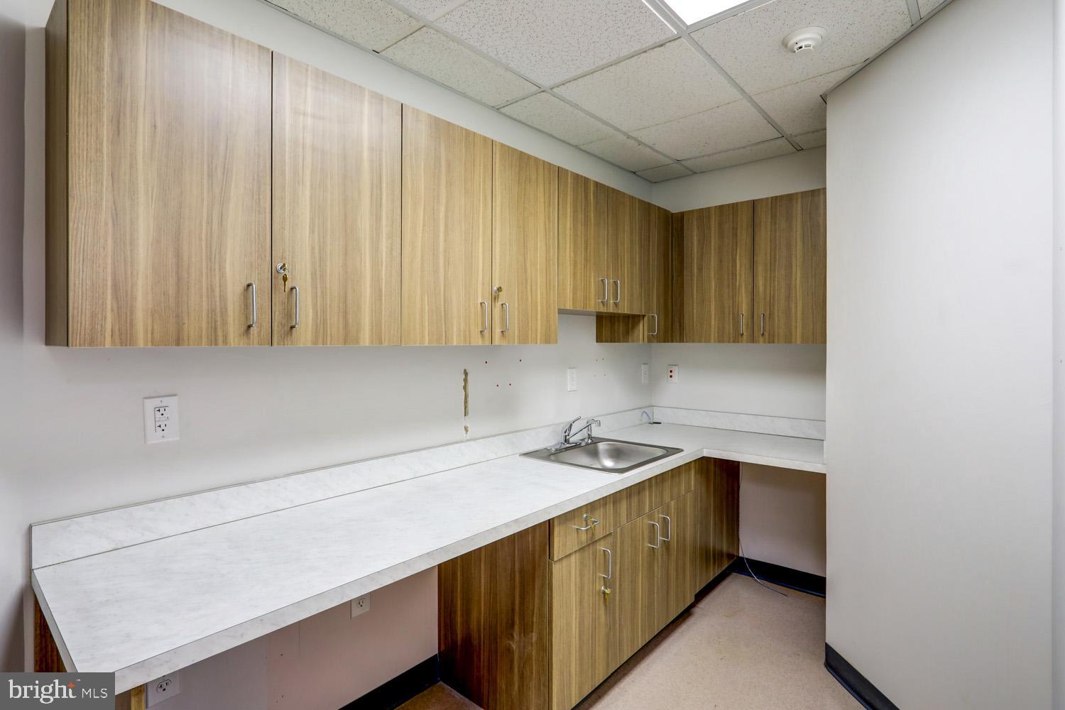 EAST HEMPFIELD TWP - Commercial Sale