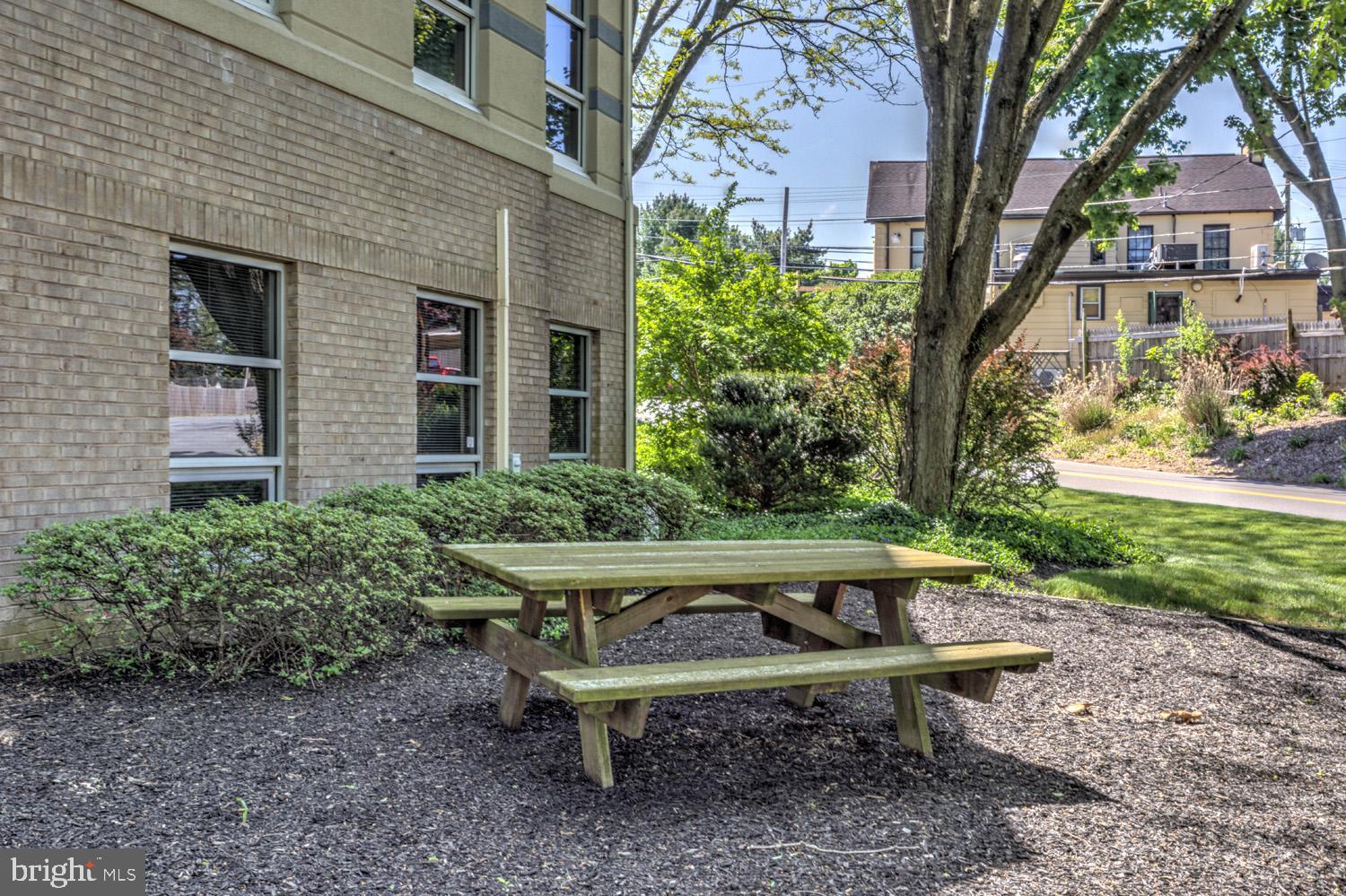 EAST HEMPFIELD TWP - Commercial Sale