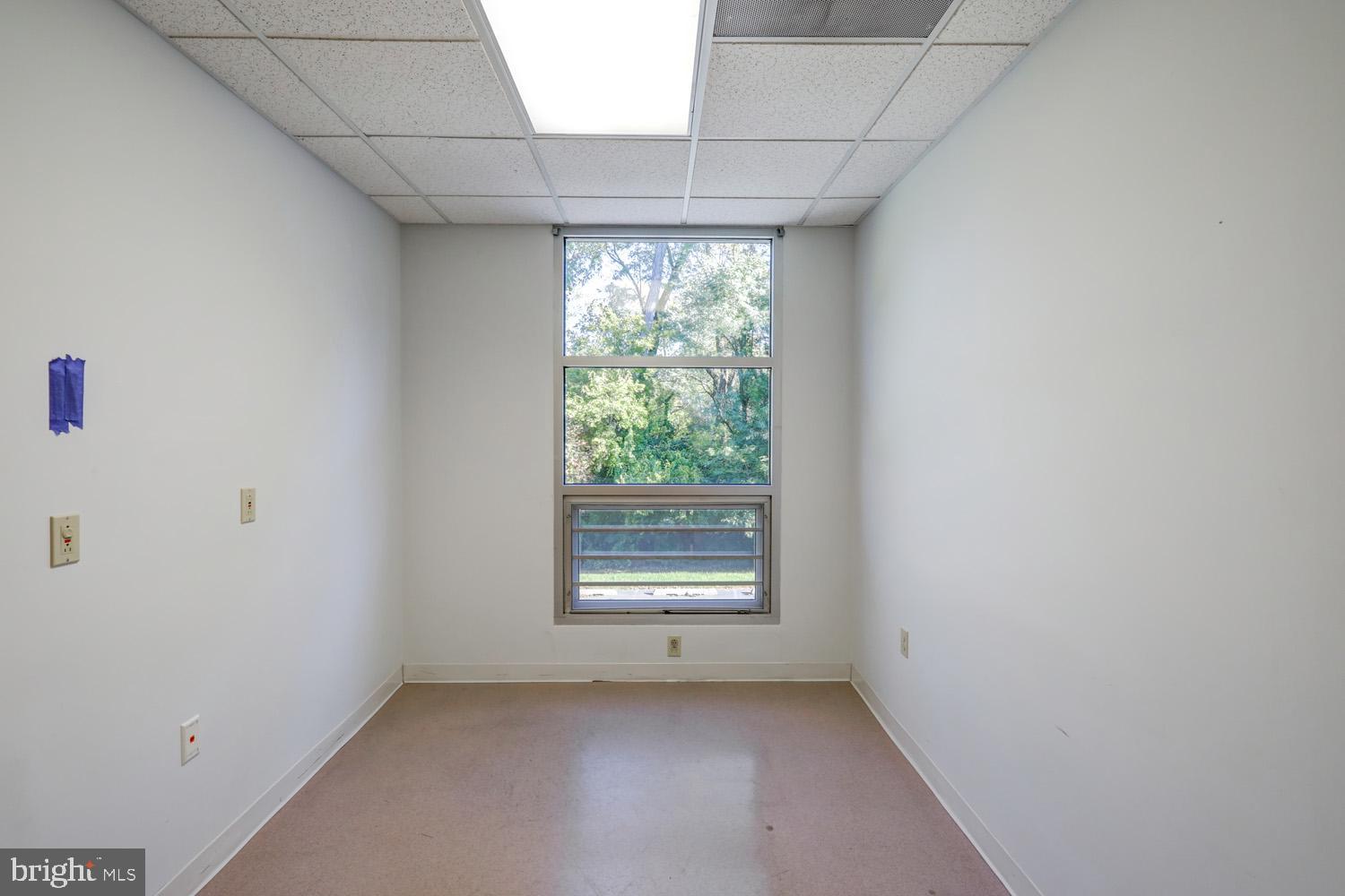 EAST HEMPFIELD TWP - Commercial Sale