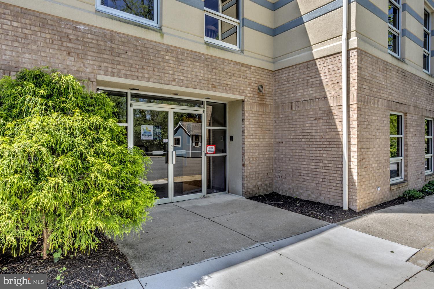 EAST HEMPFIELD TWP - Commercial Sale