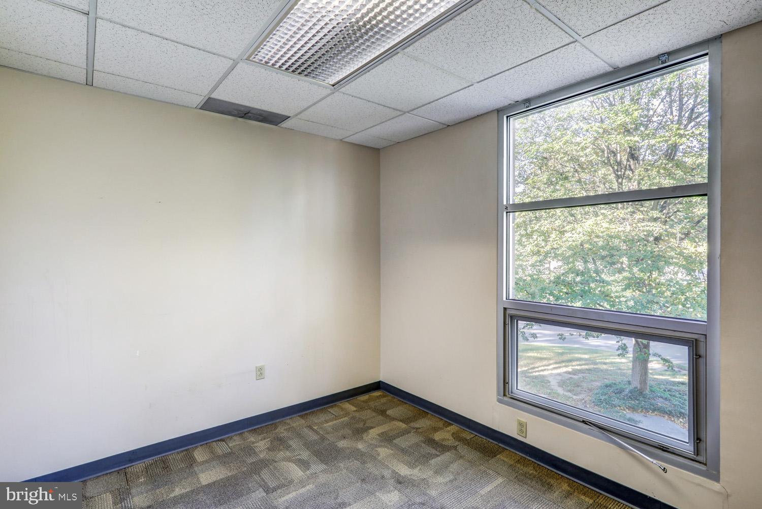 EAST HEMPFIELD TWP - Commercial Sale