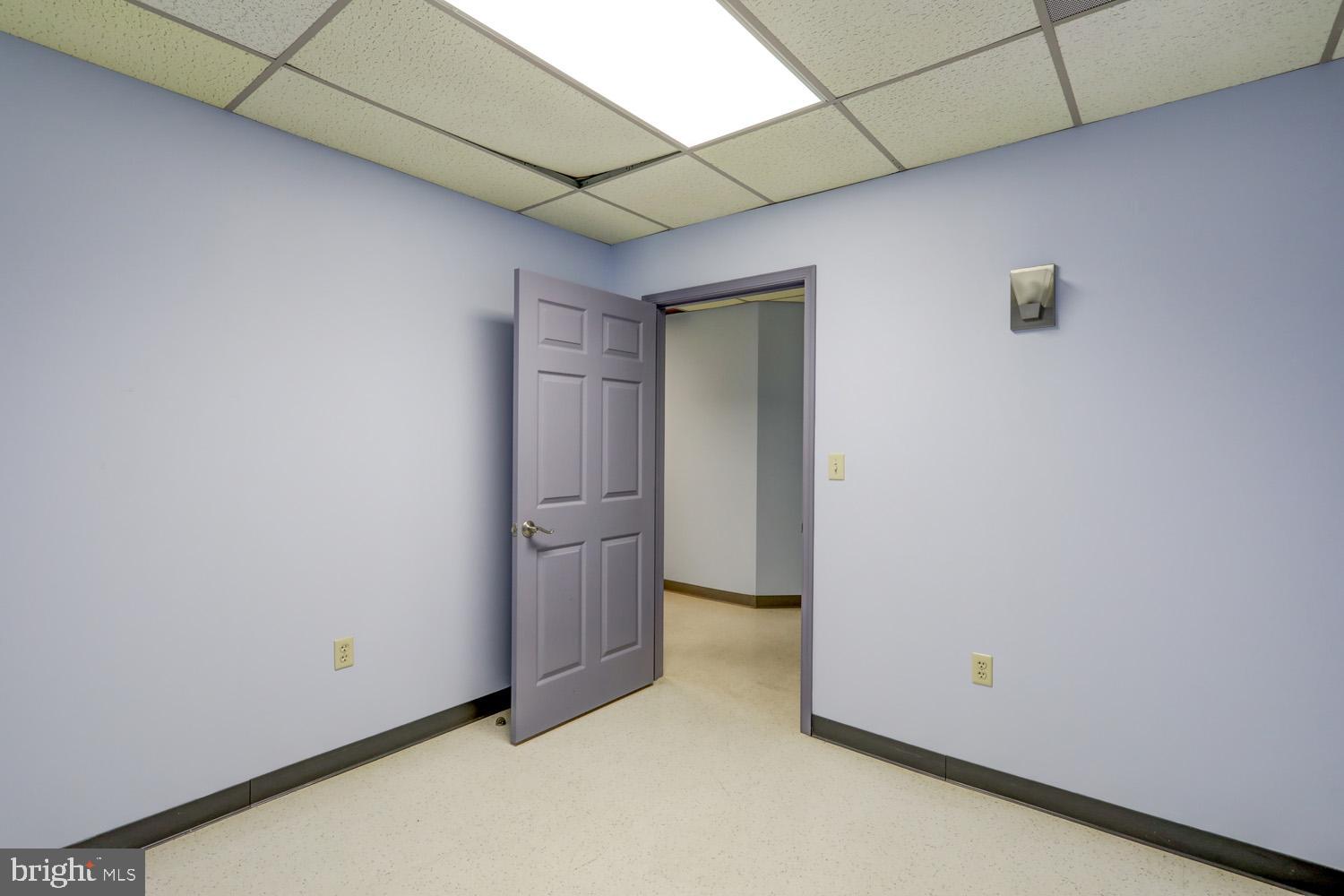 EAST HEMPFIELD TWP - Commercial Sale