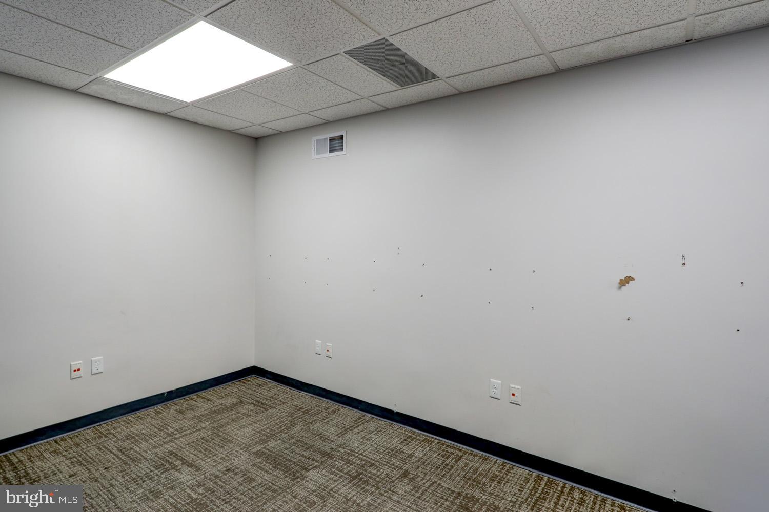 EAST HEMPFIELD TWP - Commercial Sale