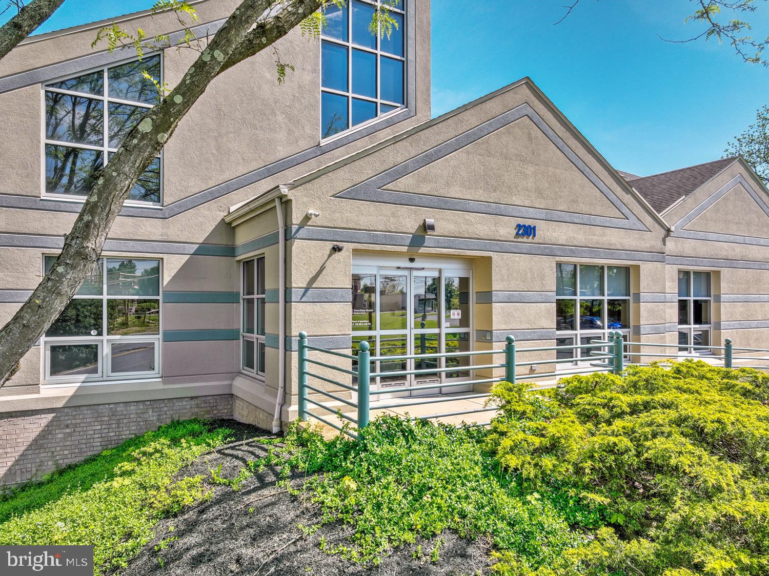 EAST HEMPFIELD TWP - Commercial Sale