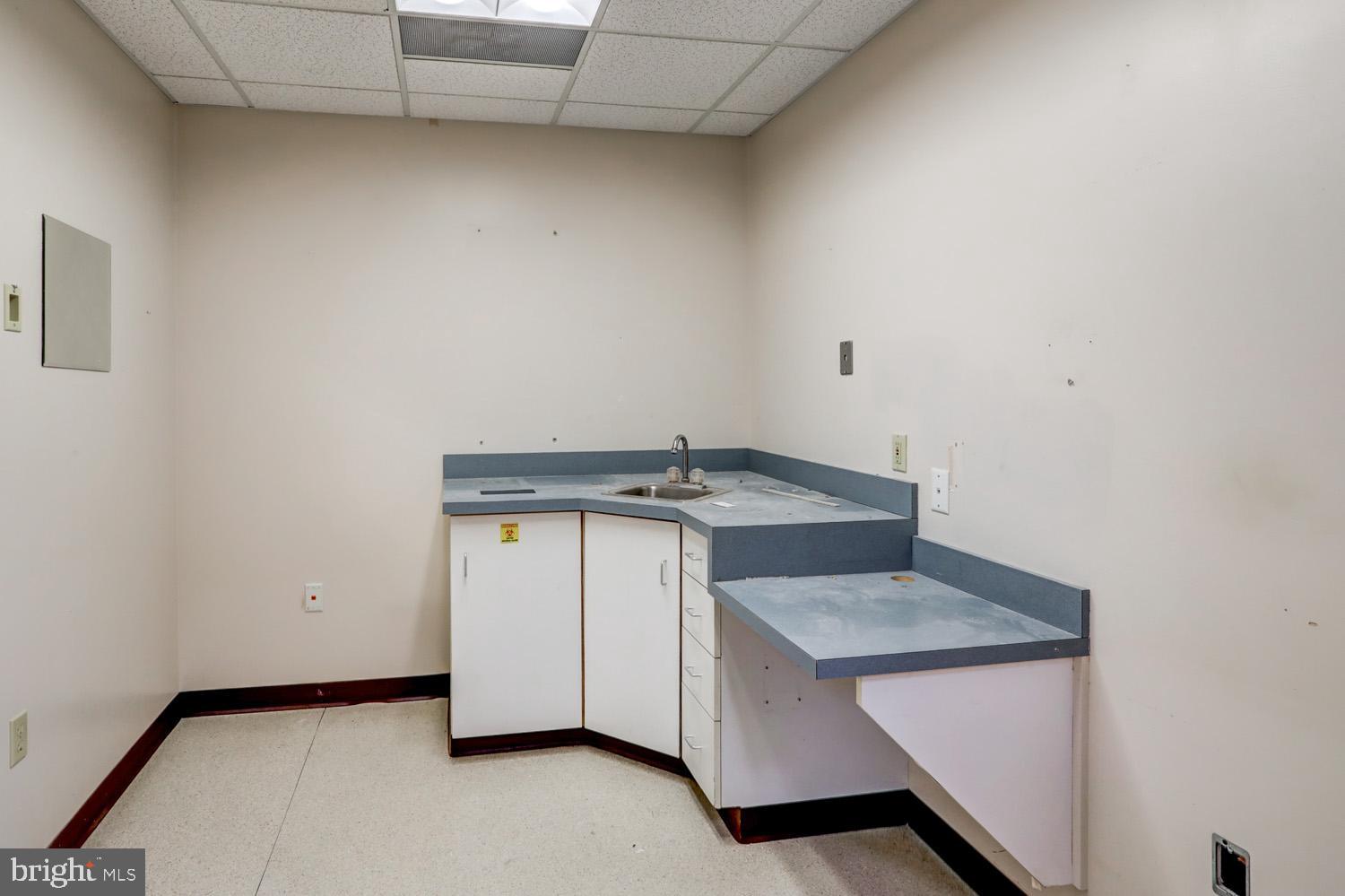 EAST HEMPFIELD TWP - Commercial Sale