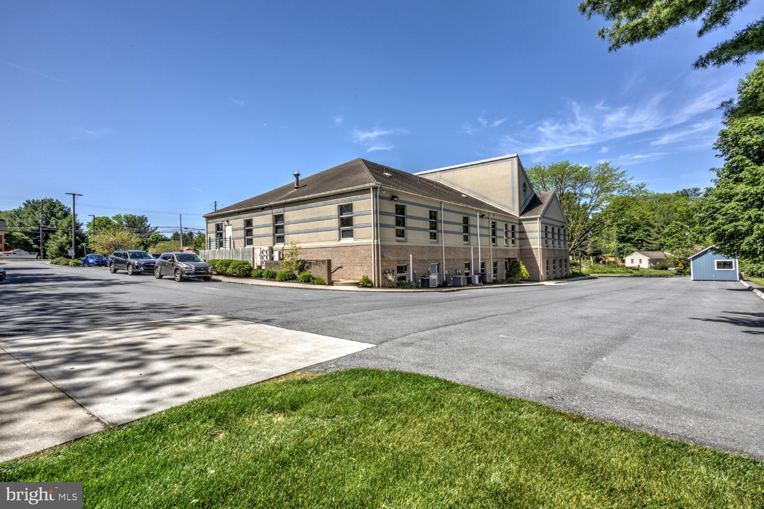 EAST HEMPFIELD TWP - Commercial Sale