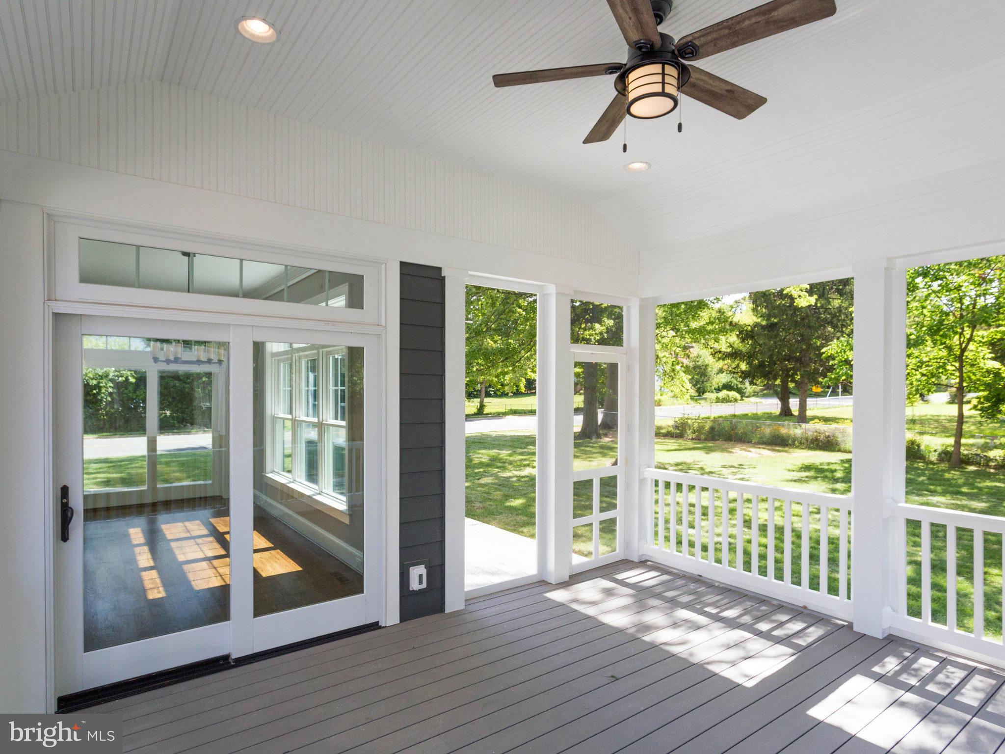 WEST VIENNA WOODS - Residential