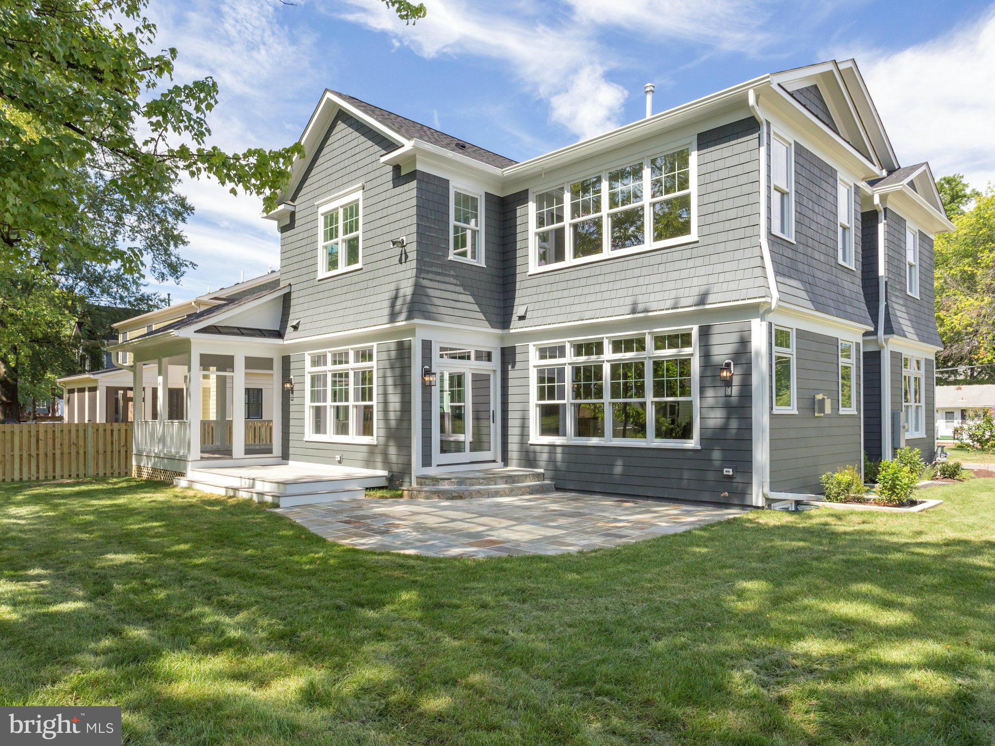 WEST VIENNA WOODS - Residential