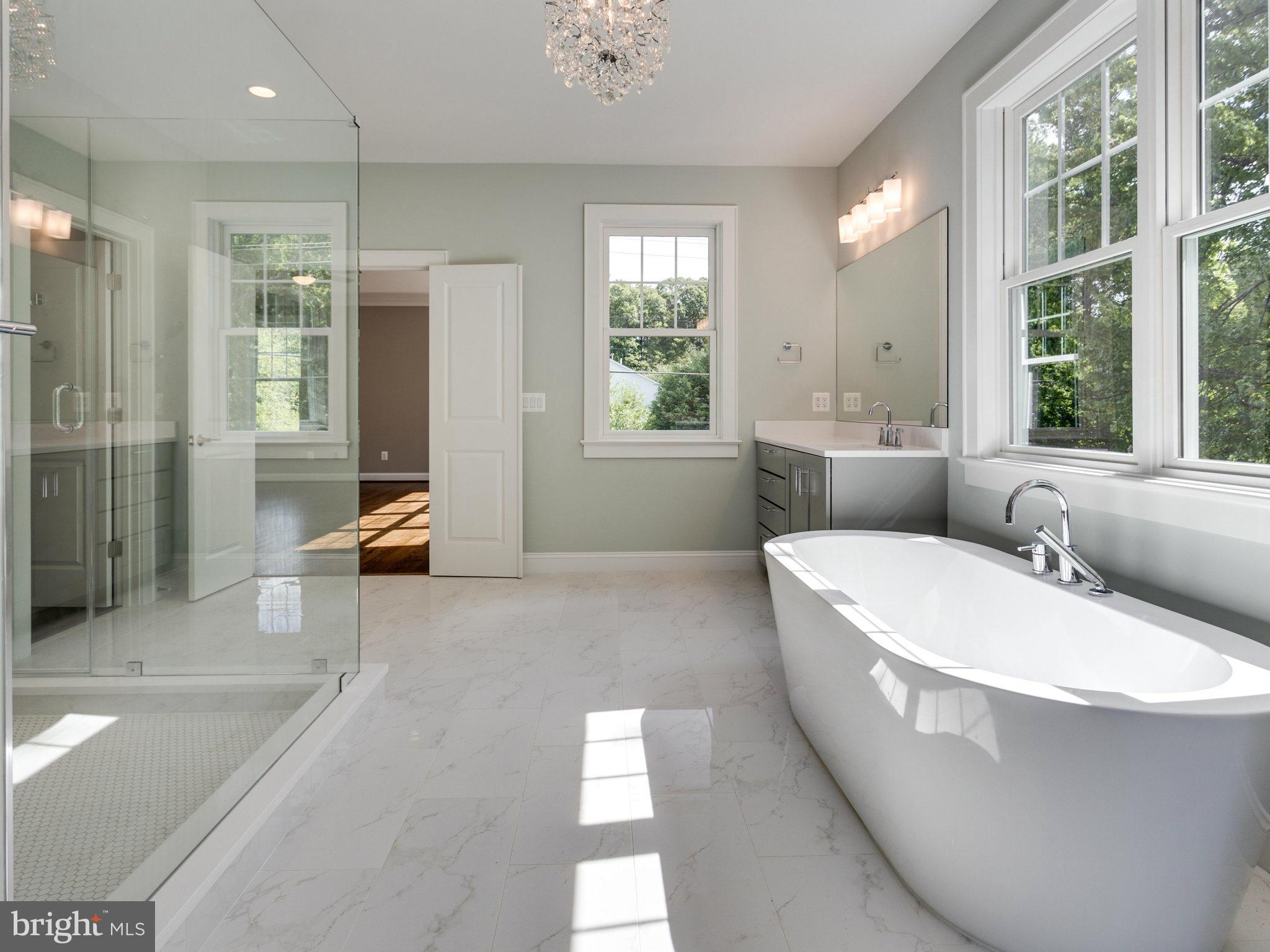 WEST VIENNA WOODS - Residential