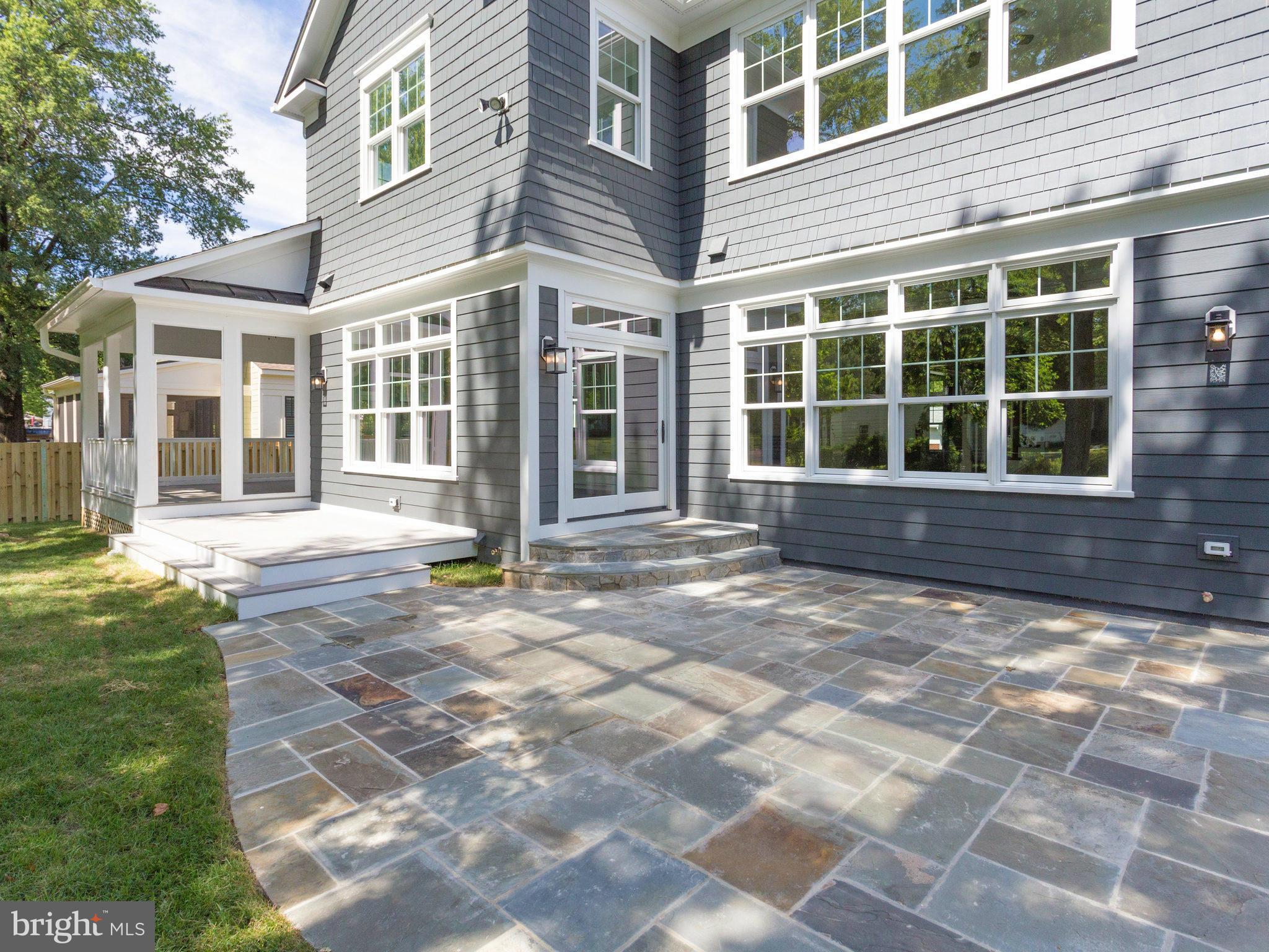 WEST VIENNA WOODS - Residential