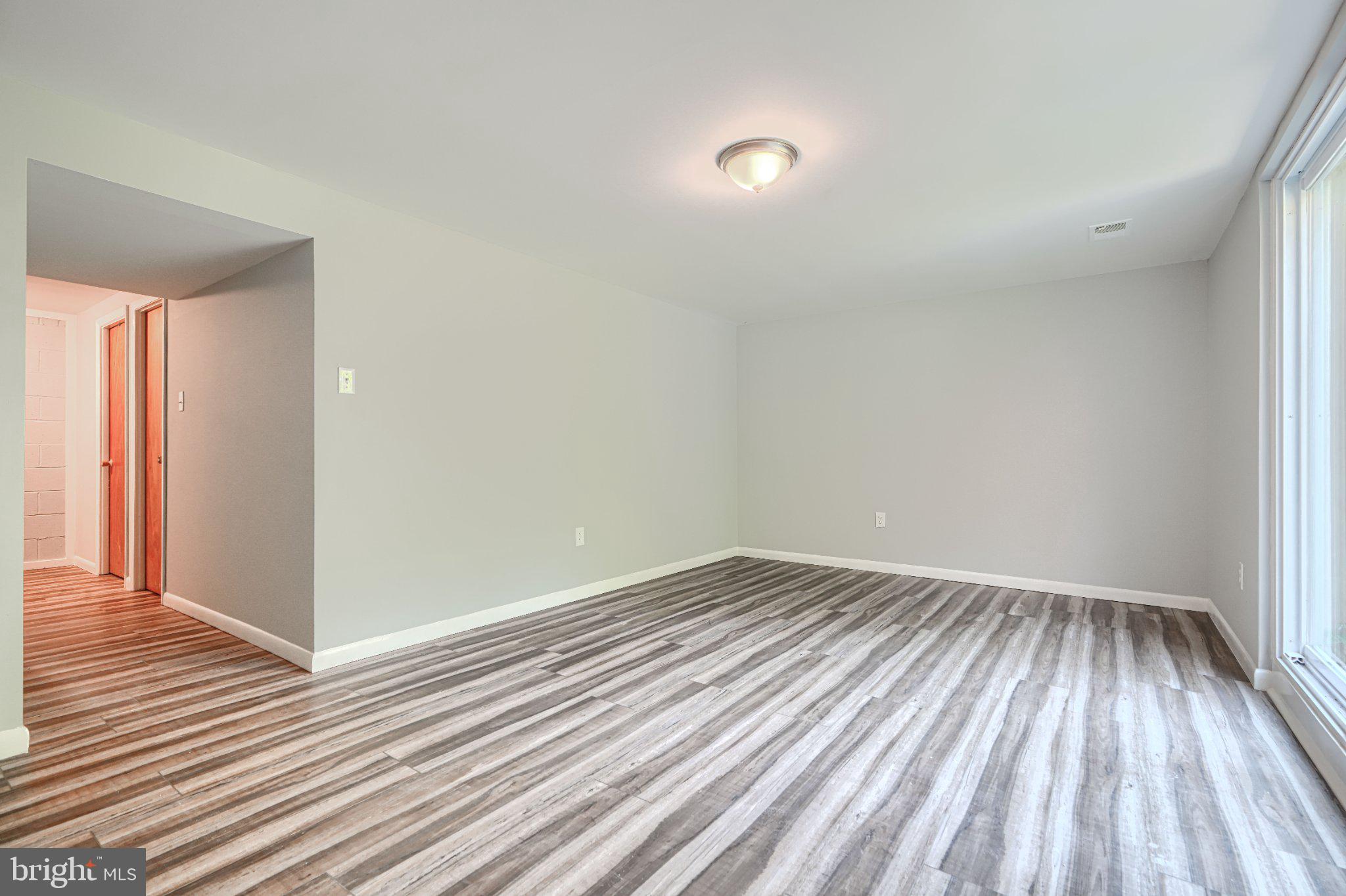 REISTERSWOOD - Residential