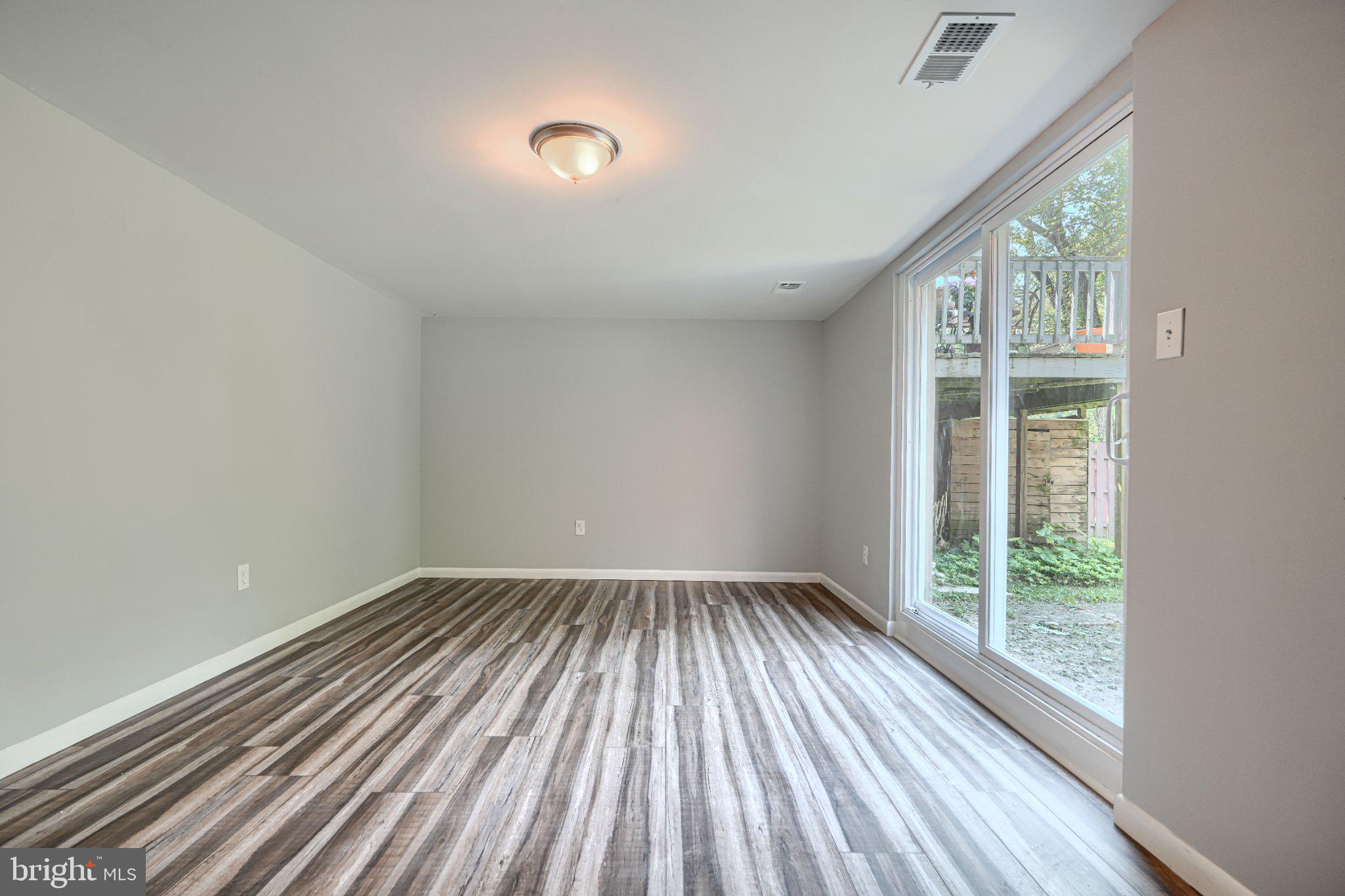 REISTERSWOOD - Residential
