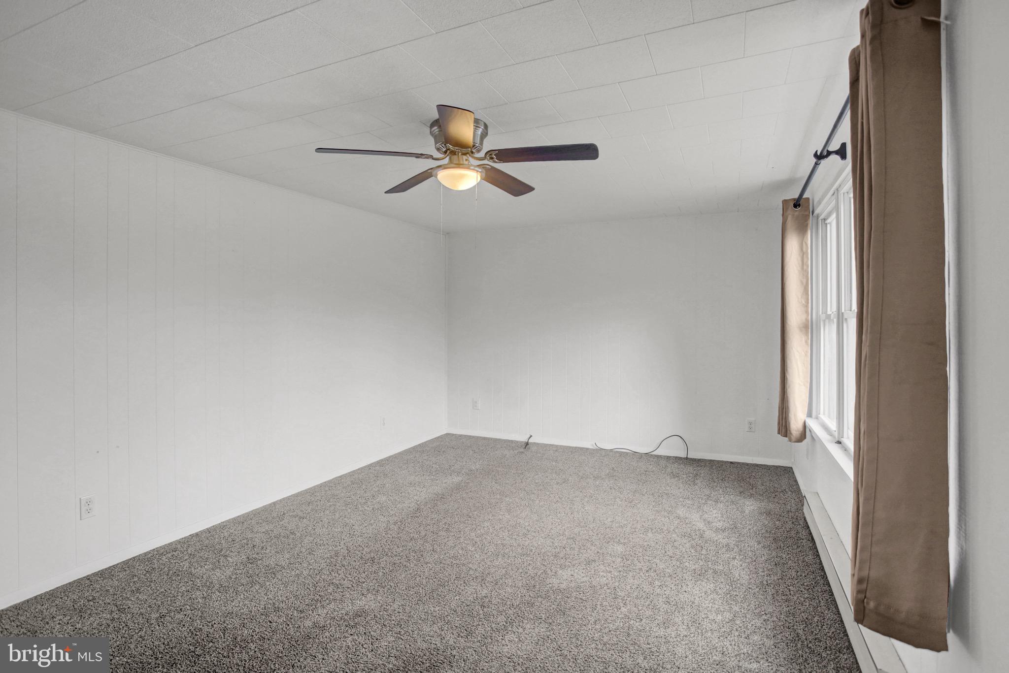 26233 GREAT COVE ROAD