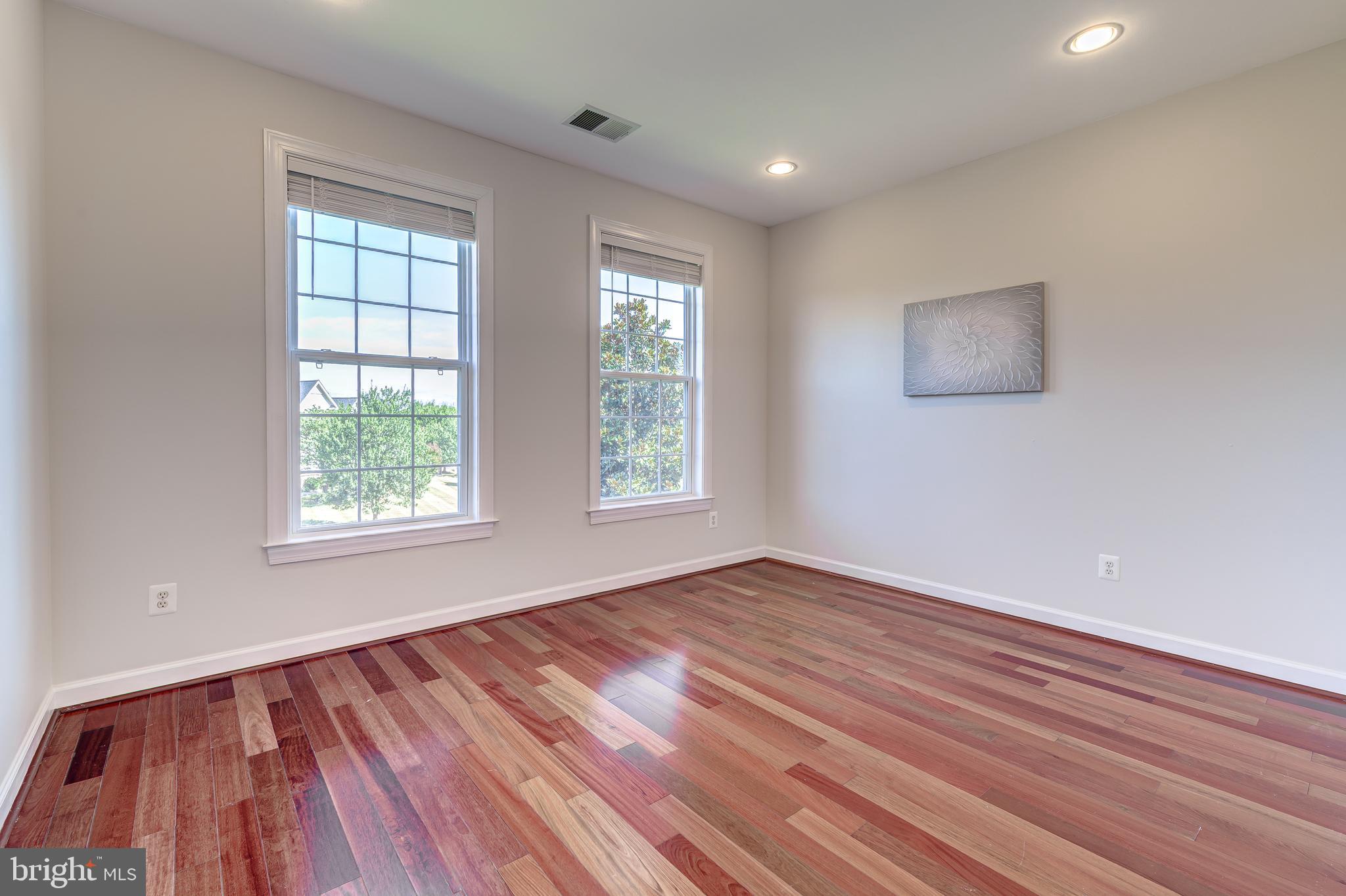 BELLE TERRA - Residential