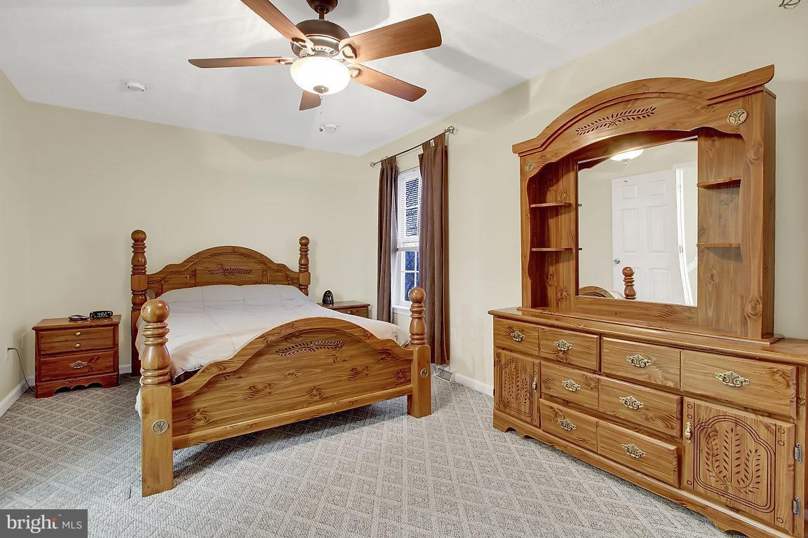 ROBERTS FIELD - Residential