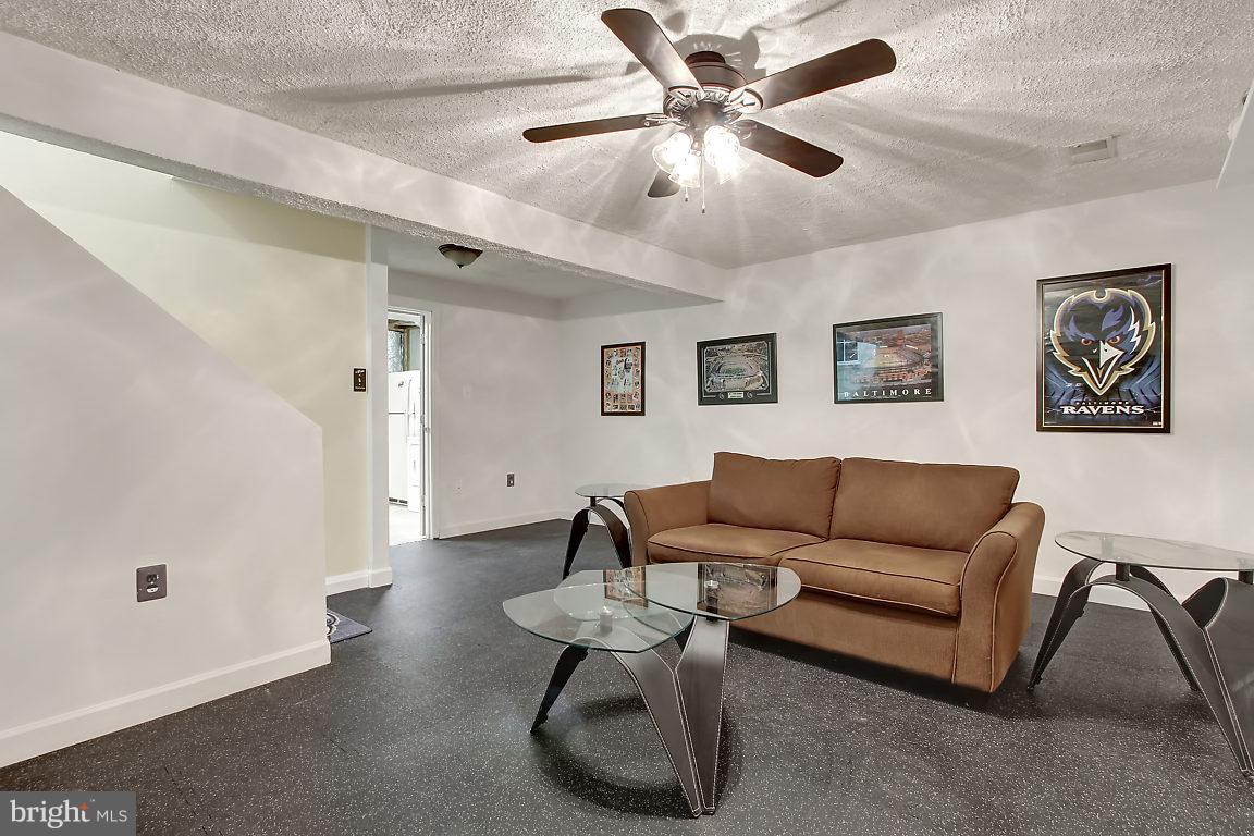 ROBERTS FIELD - Residential