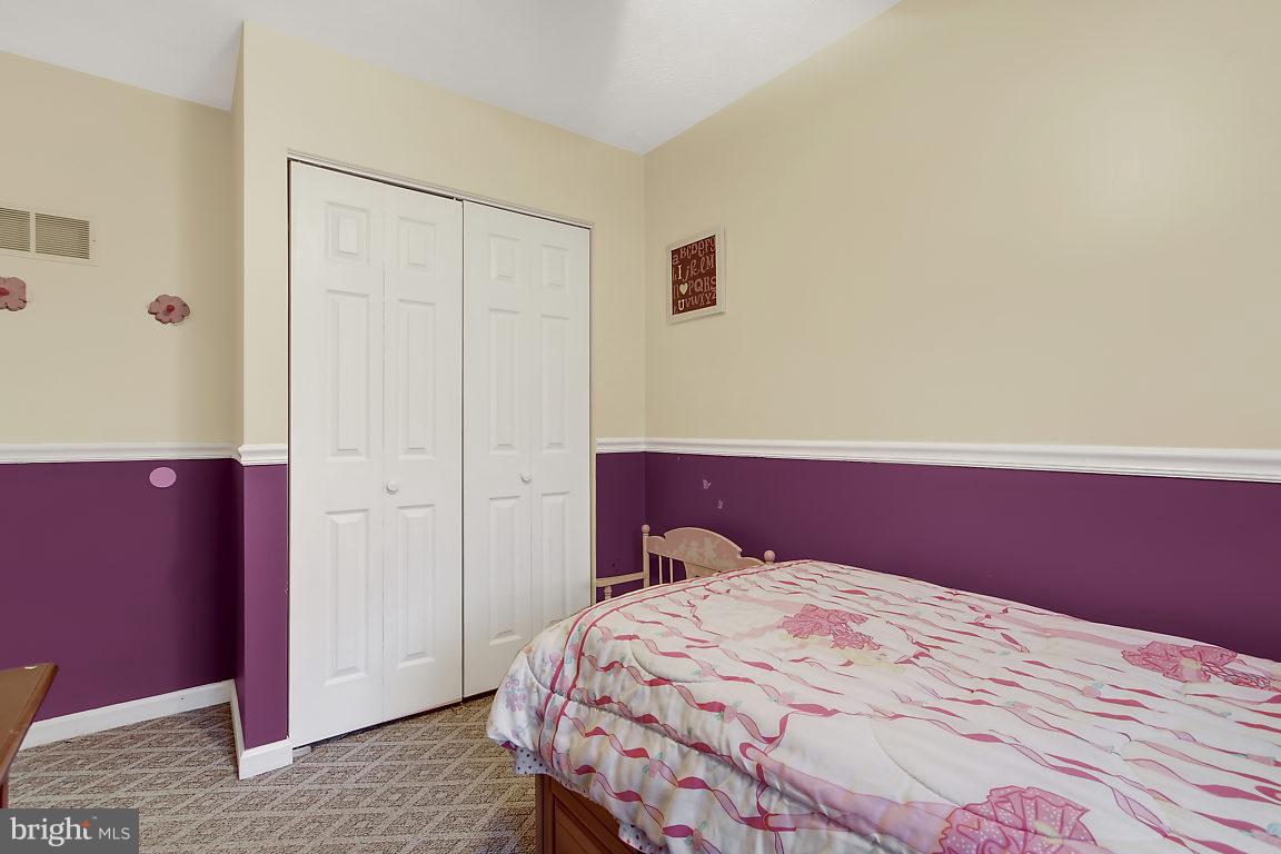 ROBERTS FIELD - Residential