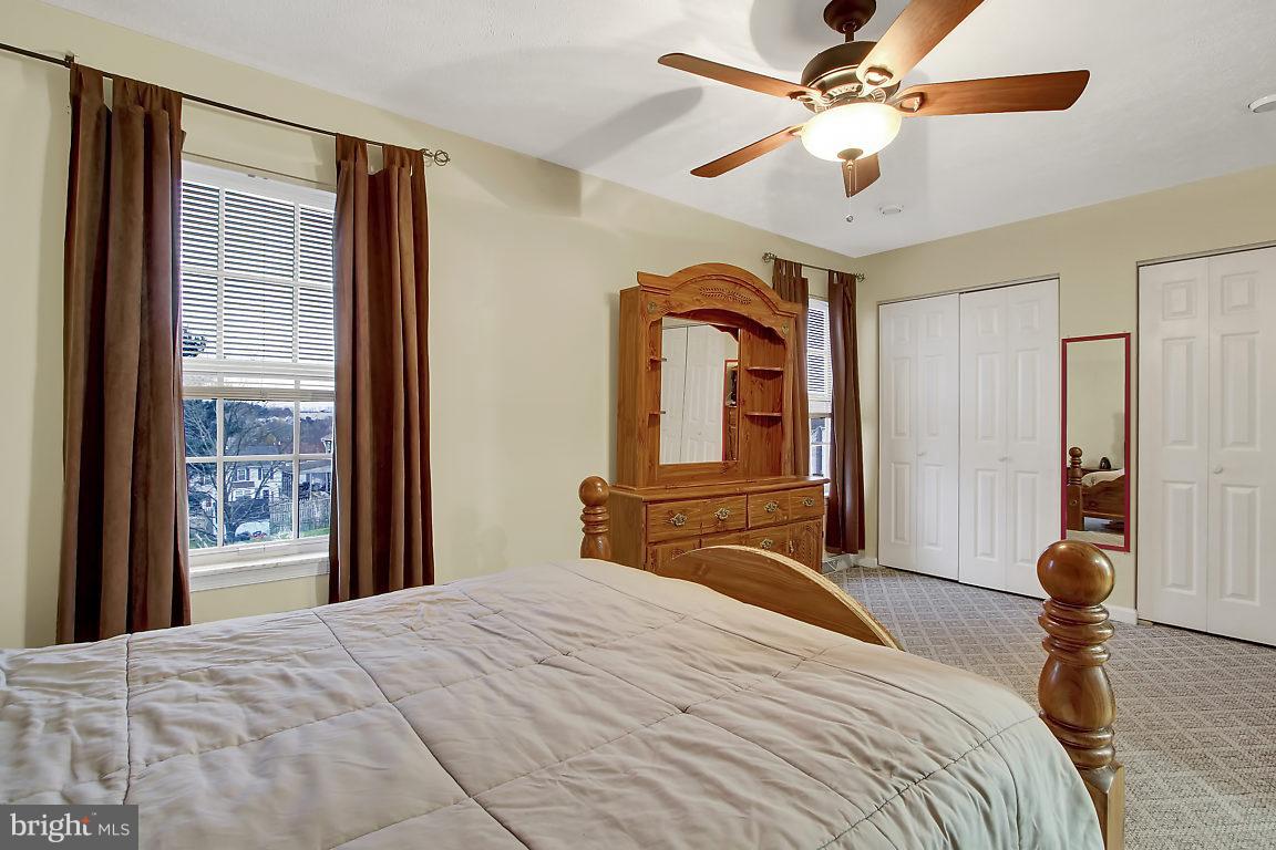 ROBERTS FIELD - Residential