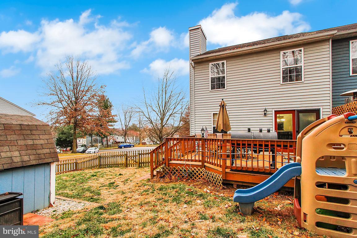 ROBERTS FIELD - Residential