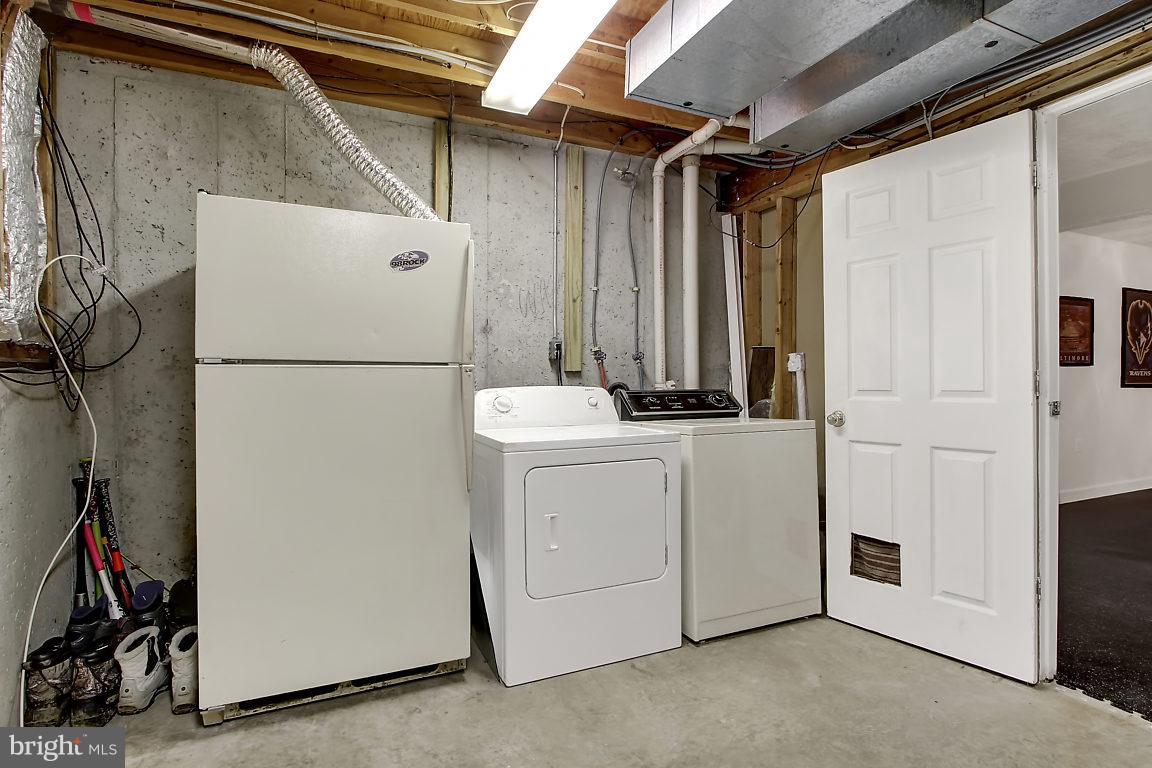 ROBERTS FIELD - Residential