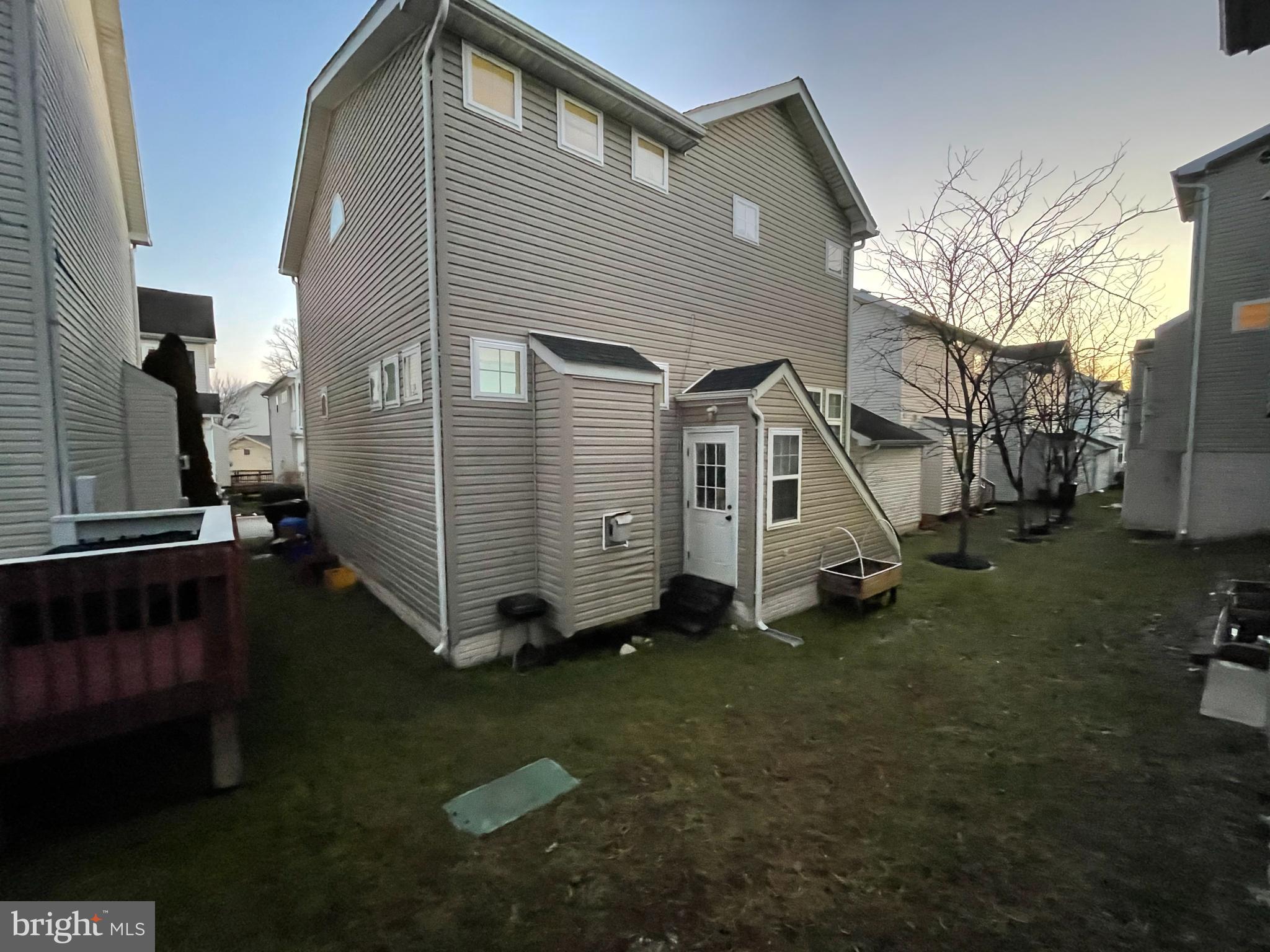 NEW COLONY VILLAGE - Residential