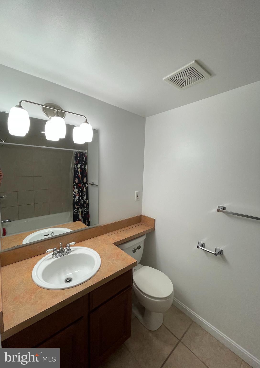 NEW COLONY VILLAGE - Residential