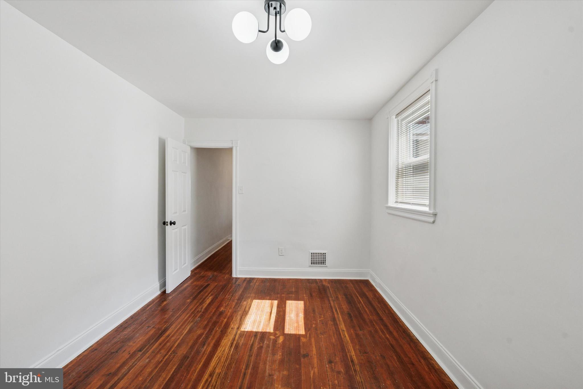 OLNEY - Residential