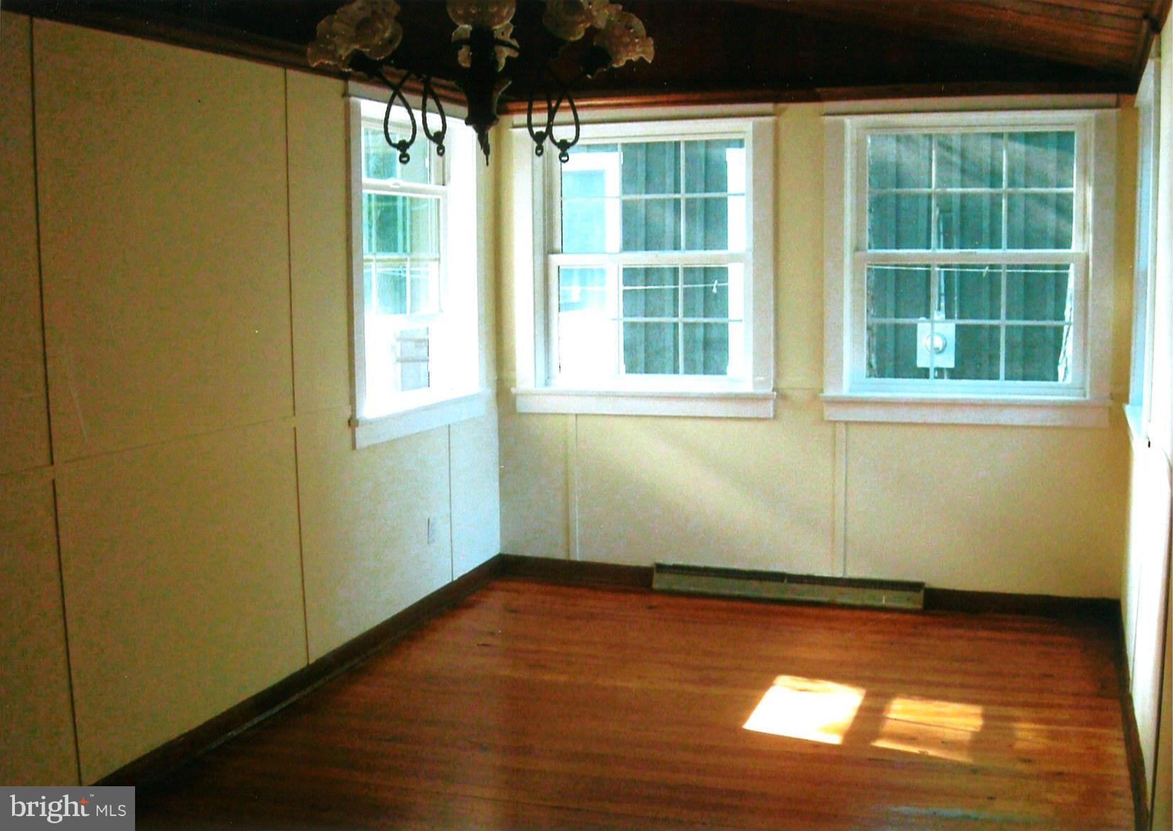 TALL TIMBERS - Residential