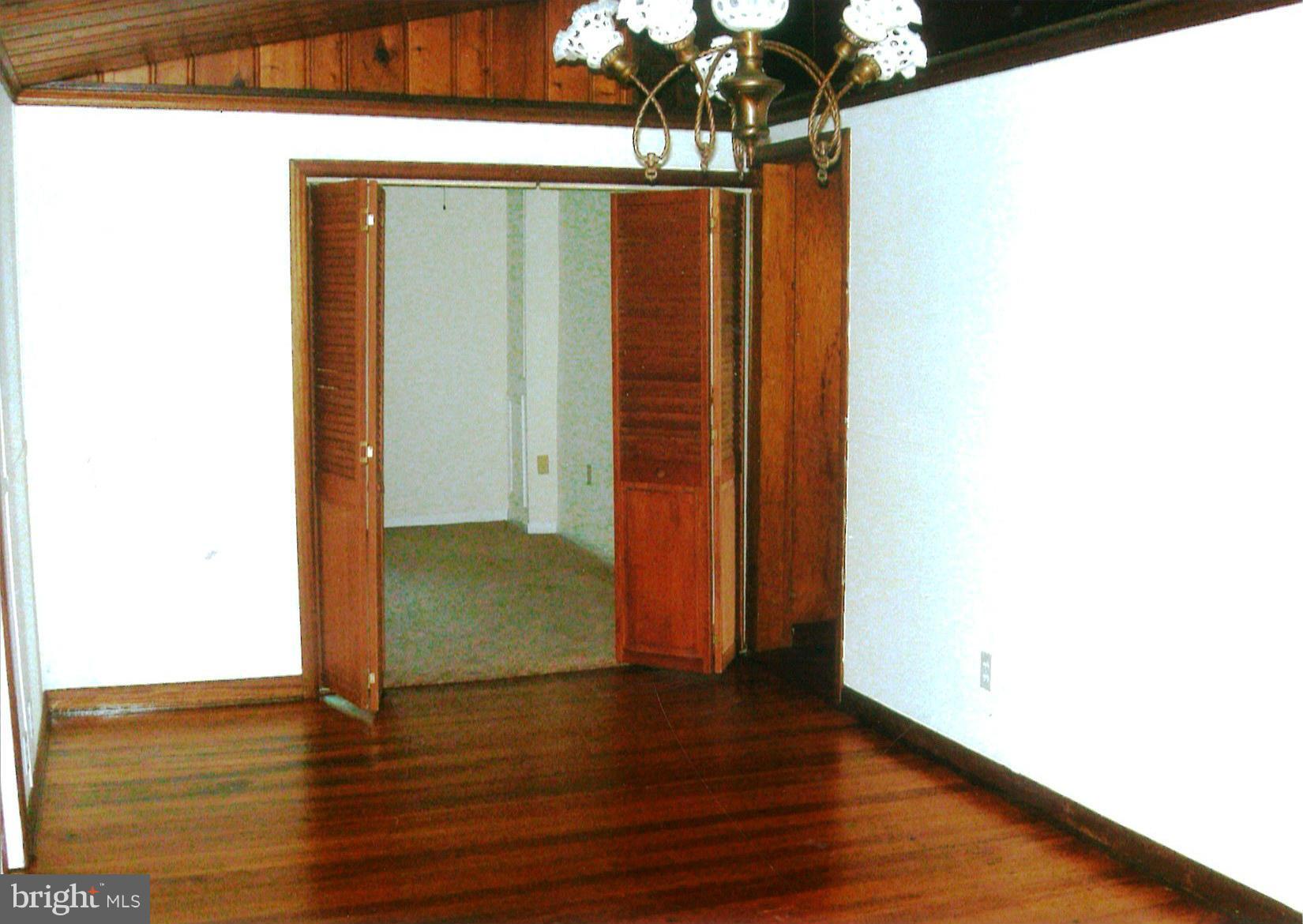 TALL TIMBERS - Residential