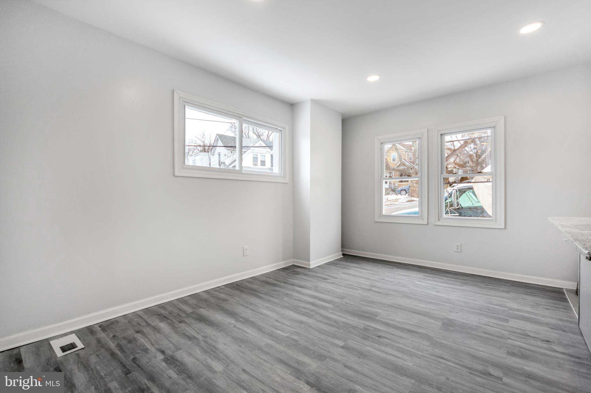 HIGHLAND PARK - Residential