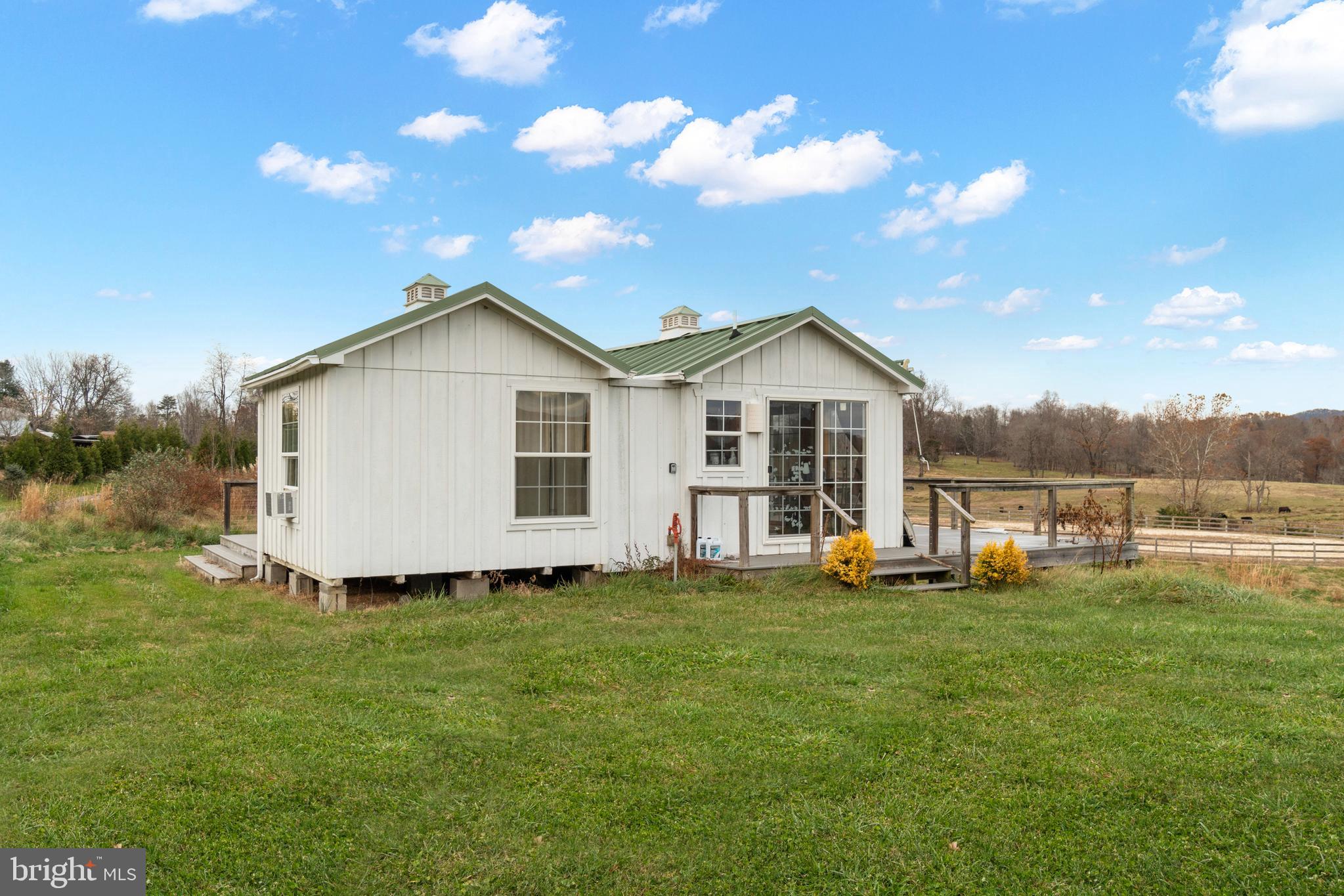 LIZZIE MILL RD - Farm