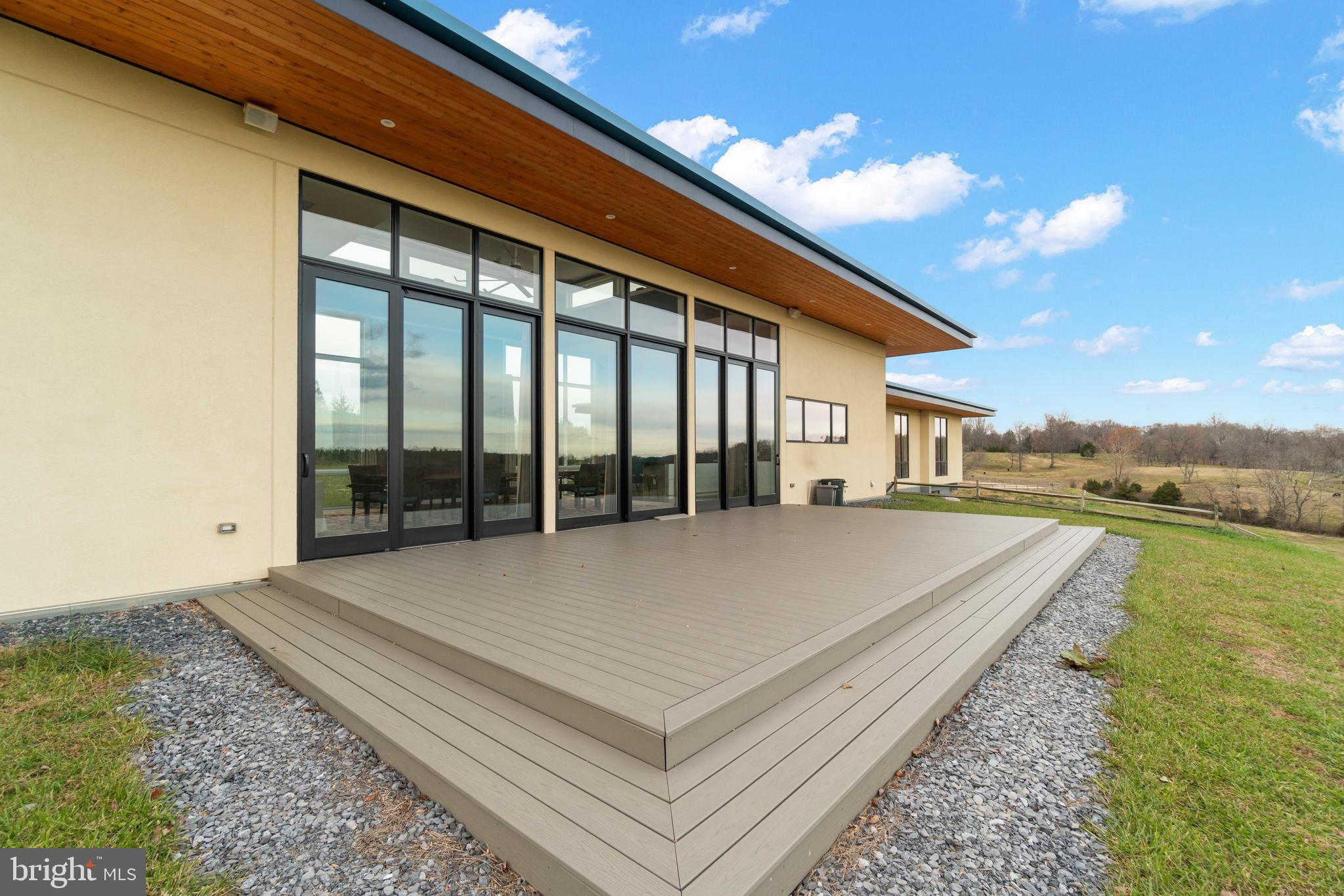 LIZZIE MILL RD - Farm