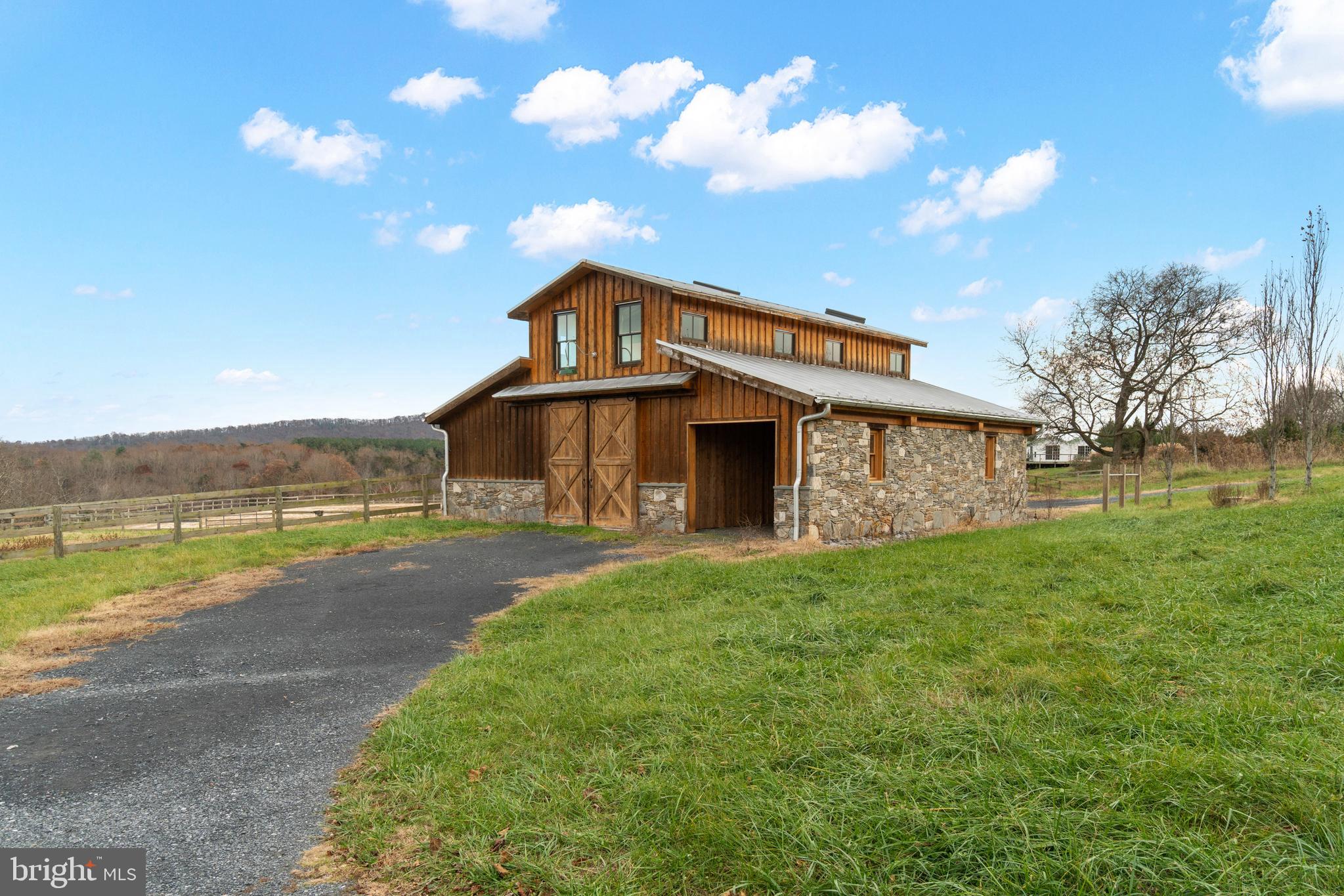 LIZZIE MILL RD - Farm