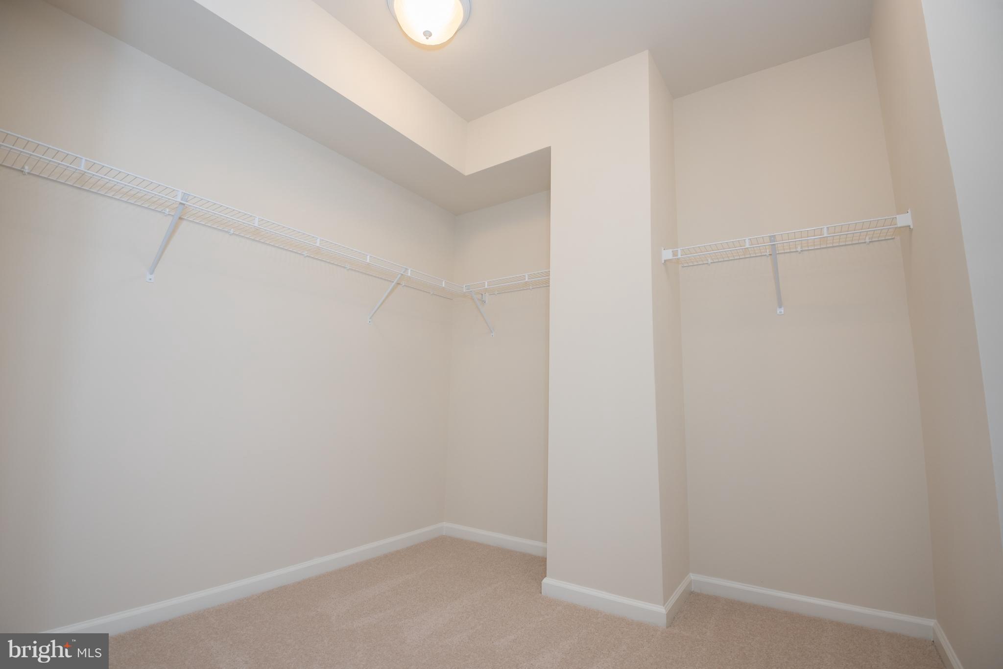 OYSTER BAY CONDOMINIUMS - Residential