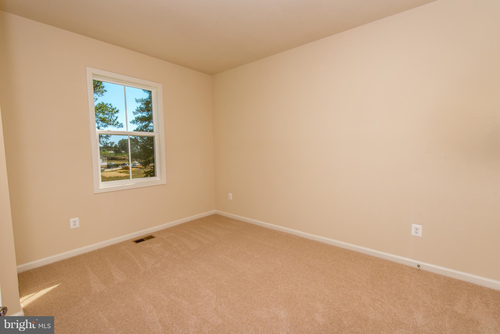 OYSTER BAY CONDOMINIUMS - Residential