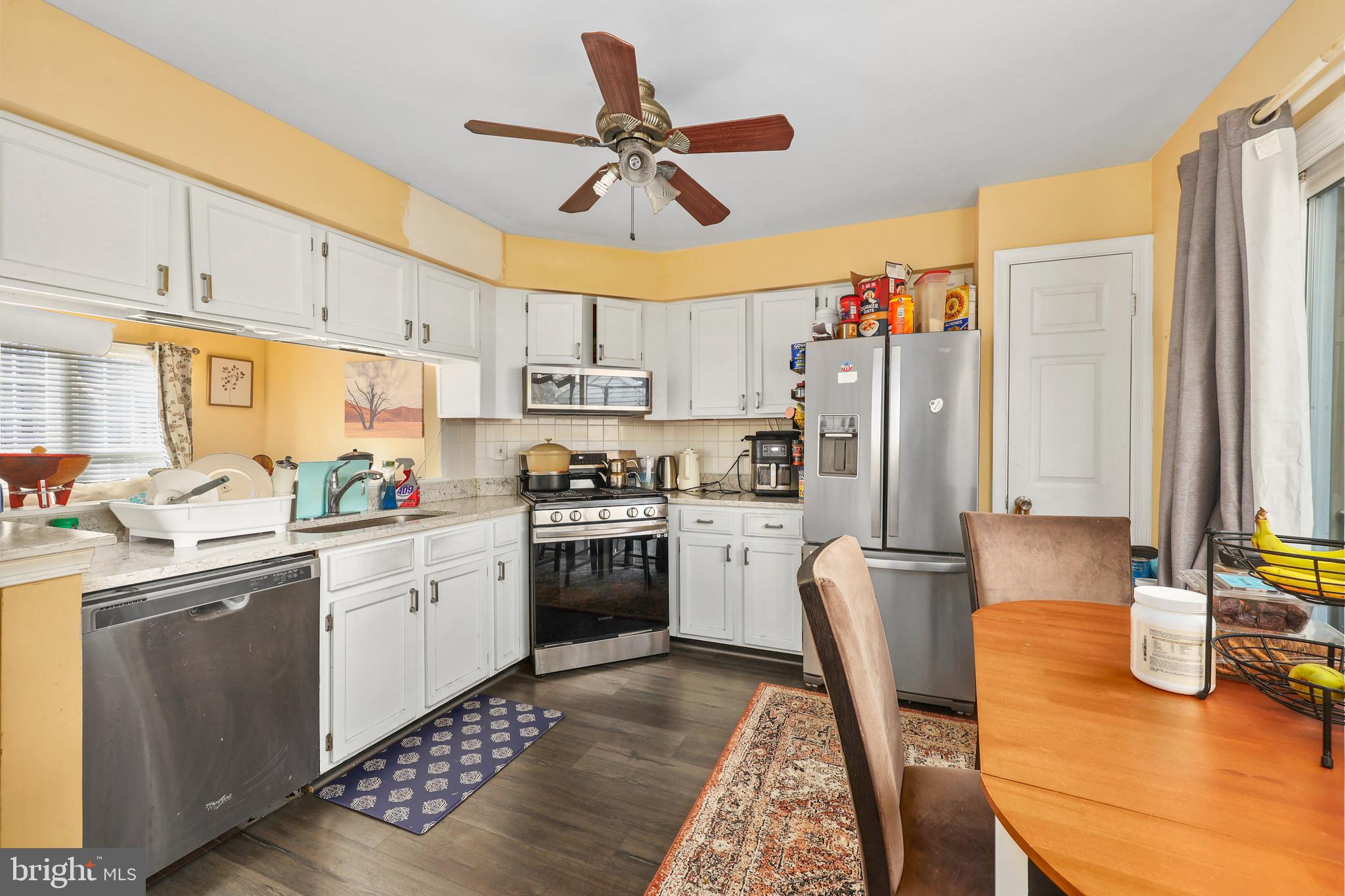 LAKE RIDGE - Residential