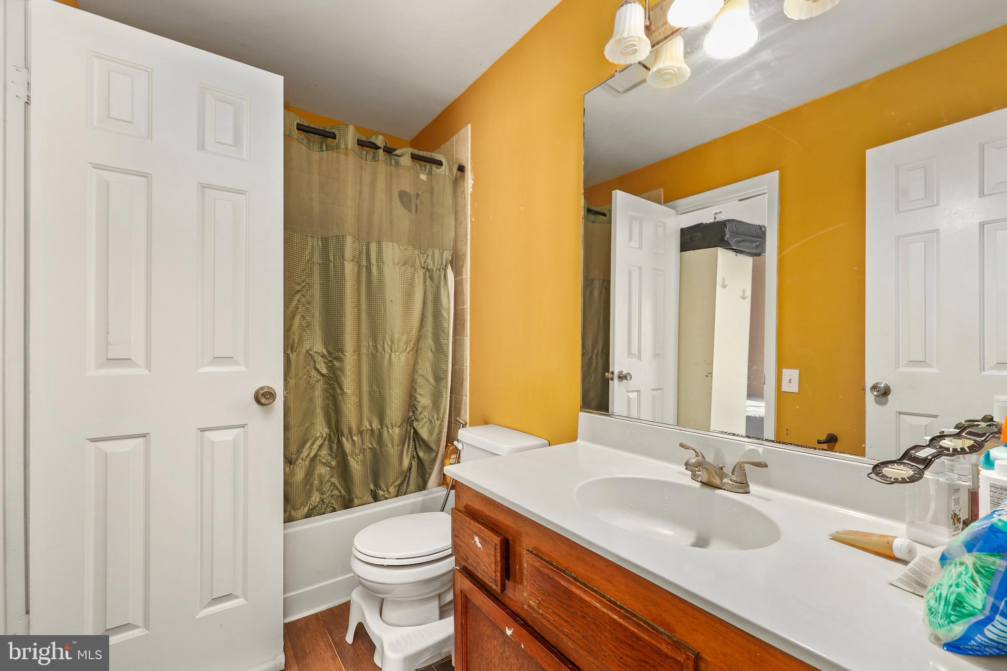 LAKE RIDGE - Residential