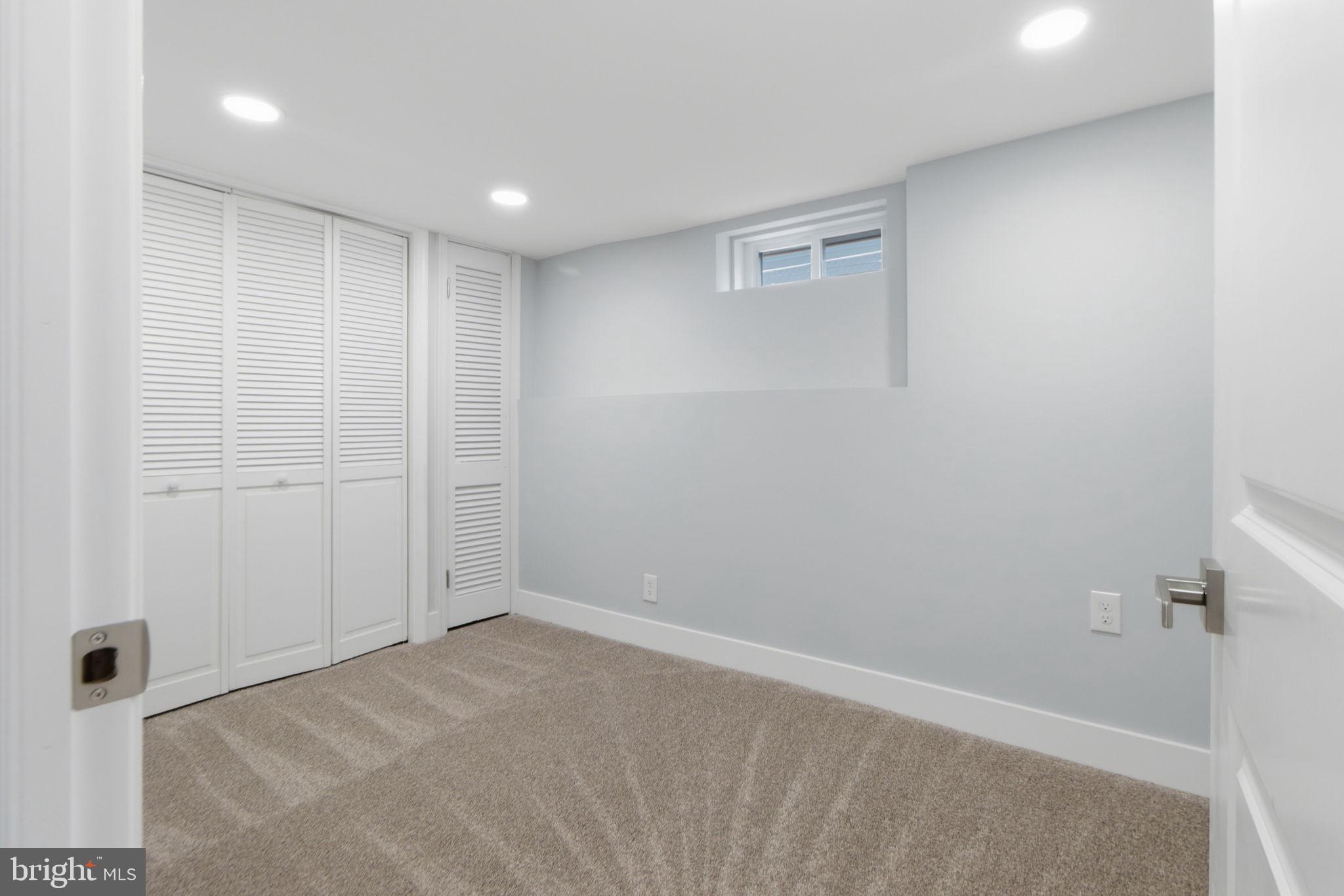 MORGAN PARK - Residential