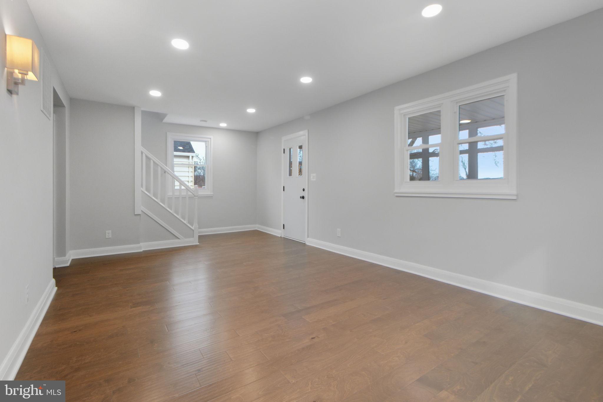 MORGAN PARK - Residential