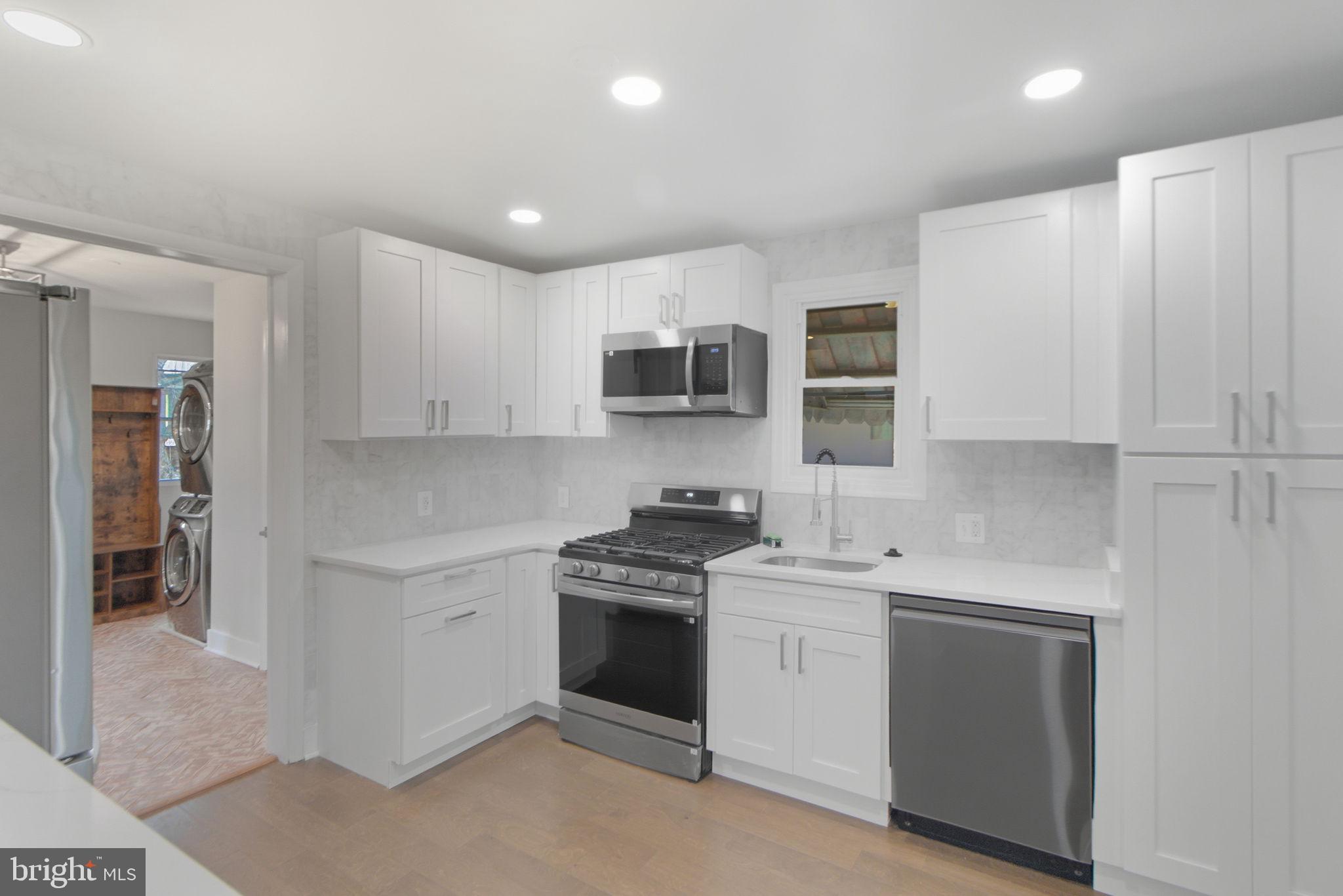 MORGAN PARK - Residential