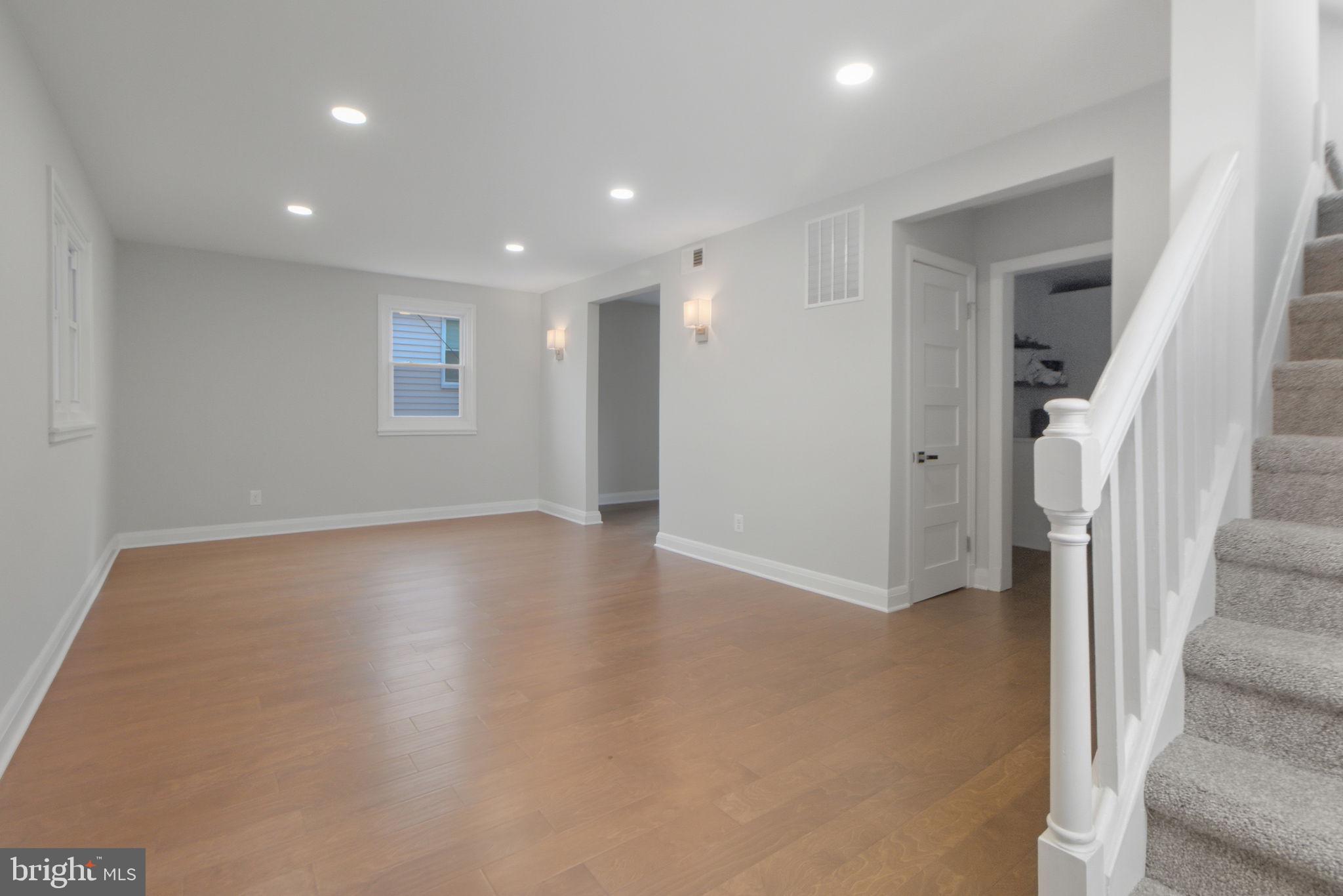 MORGAN PARK - Residential