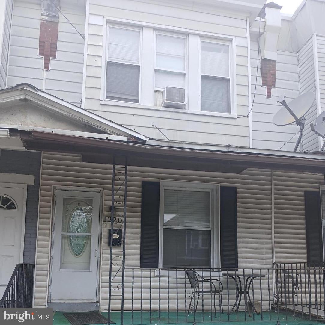1220 W 9TH STREET