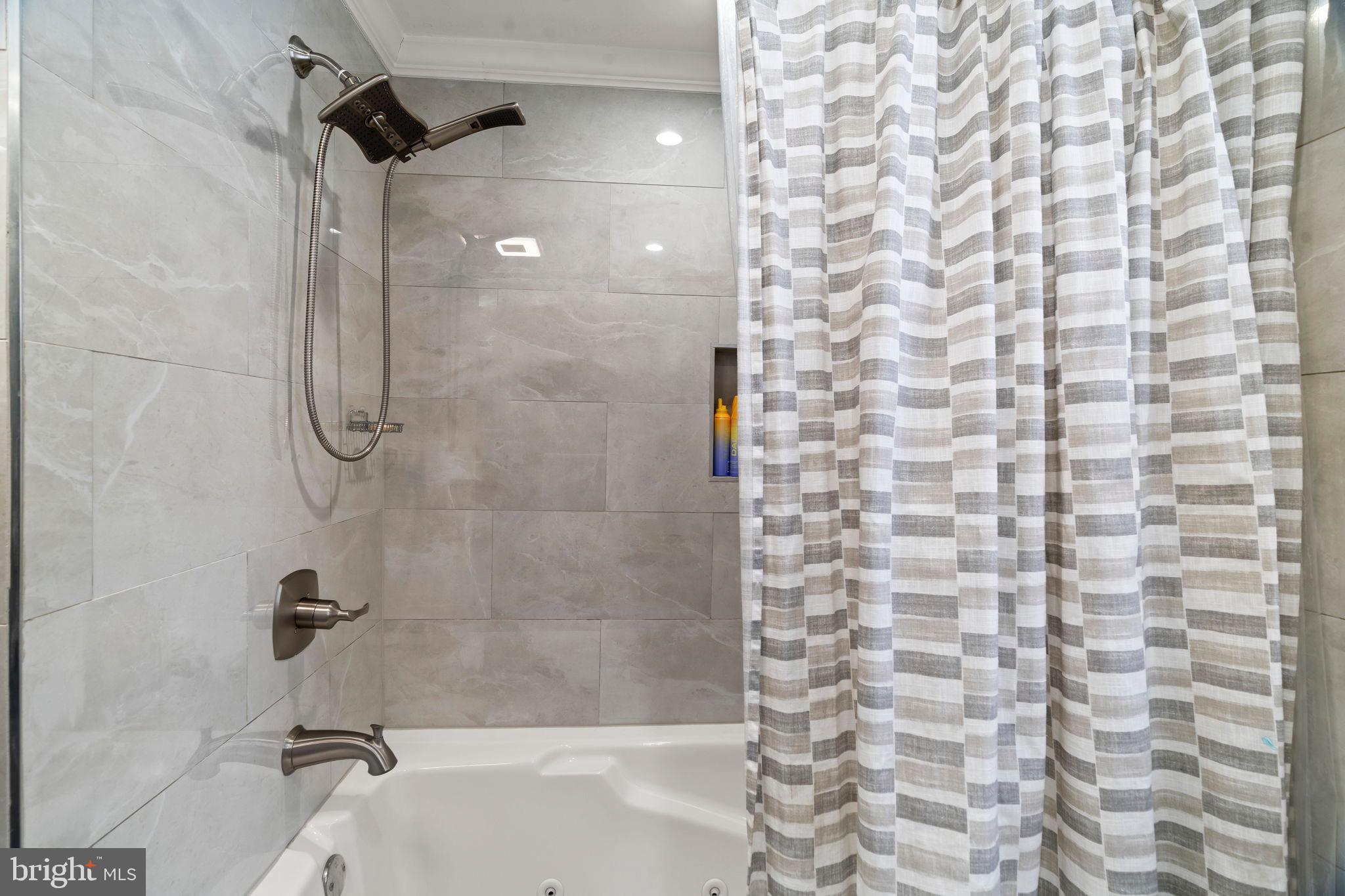 CHATHAM PARK - Residential