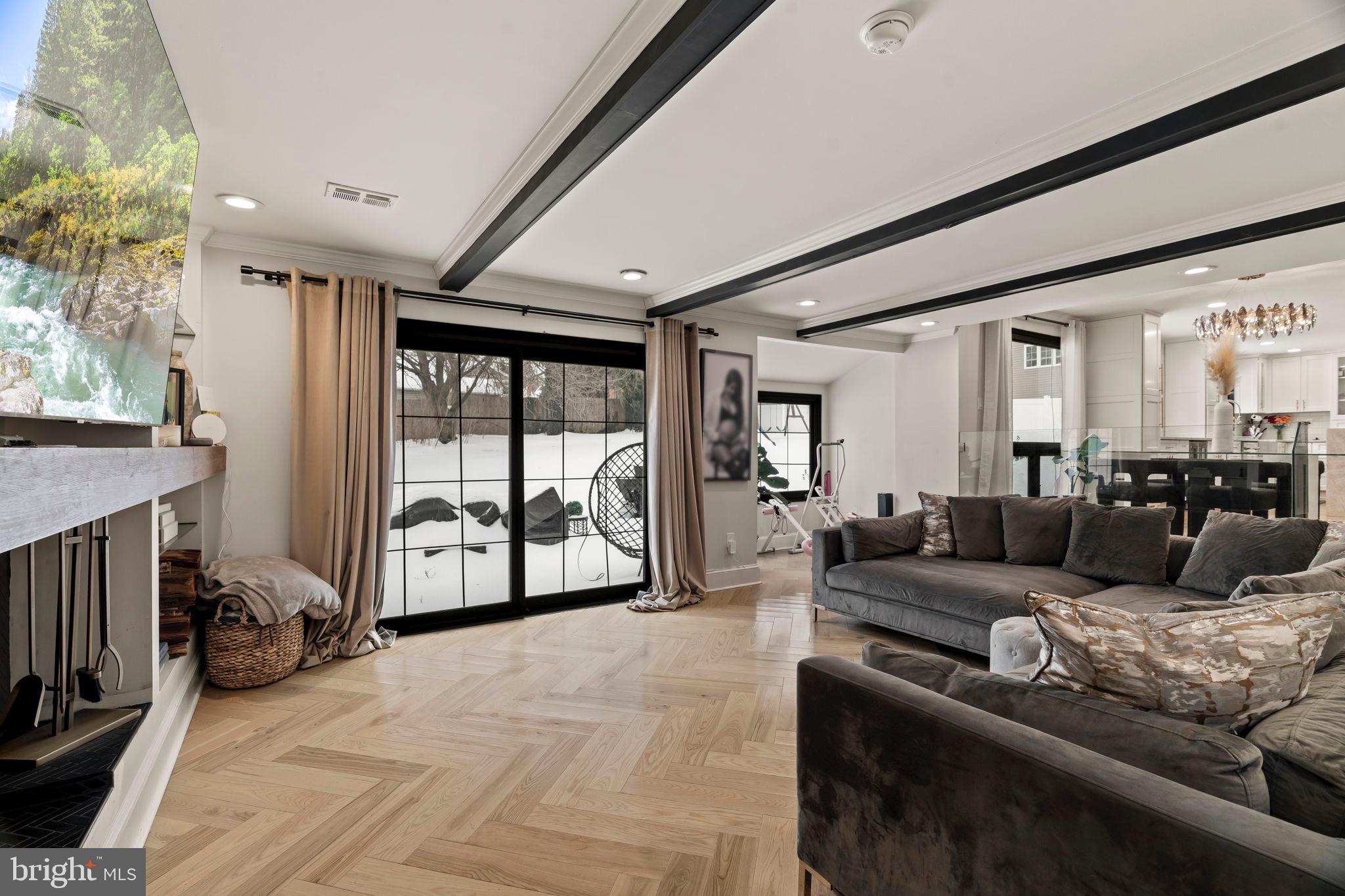 CHATHAM PARK - Residential