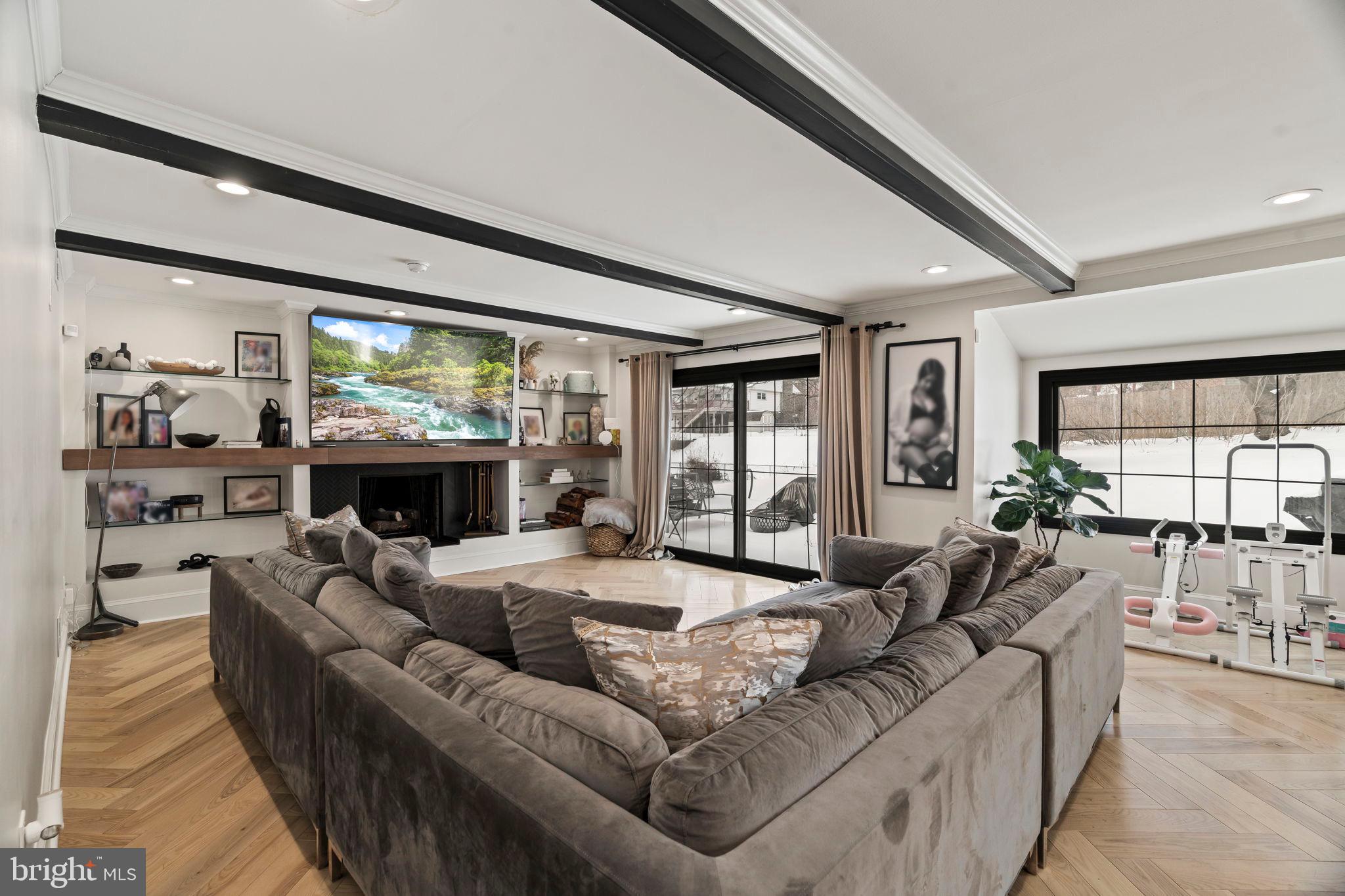 CHATHAM PARK - Residential