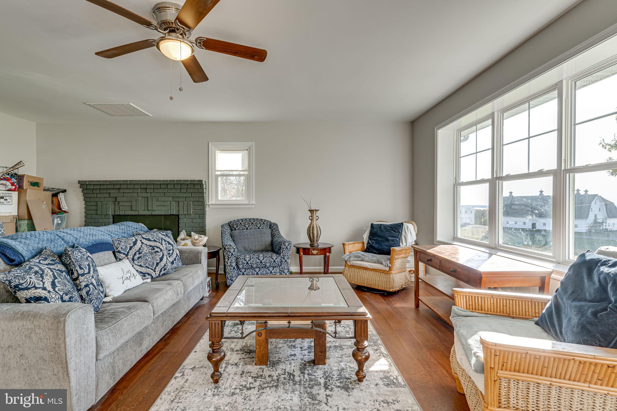 LONGVIEW - Residential